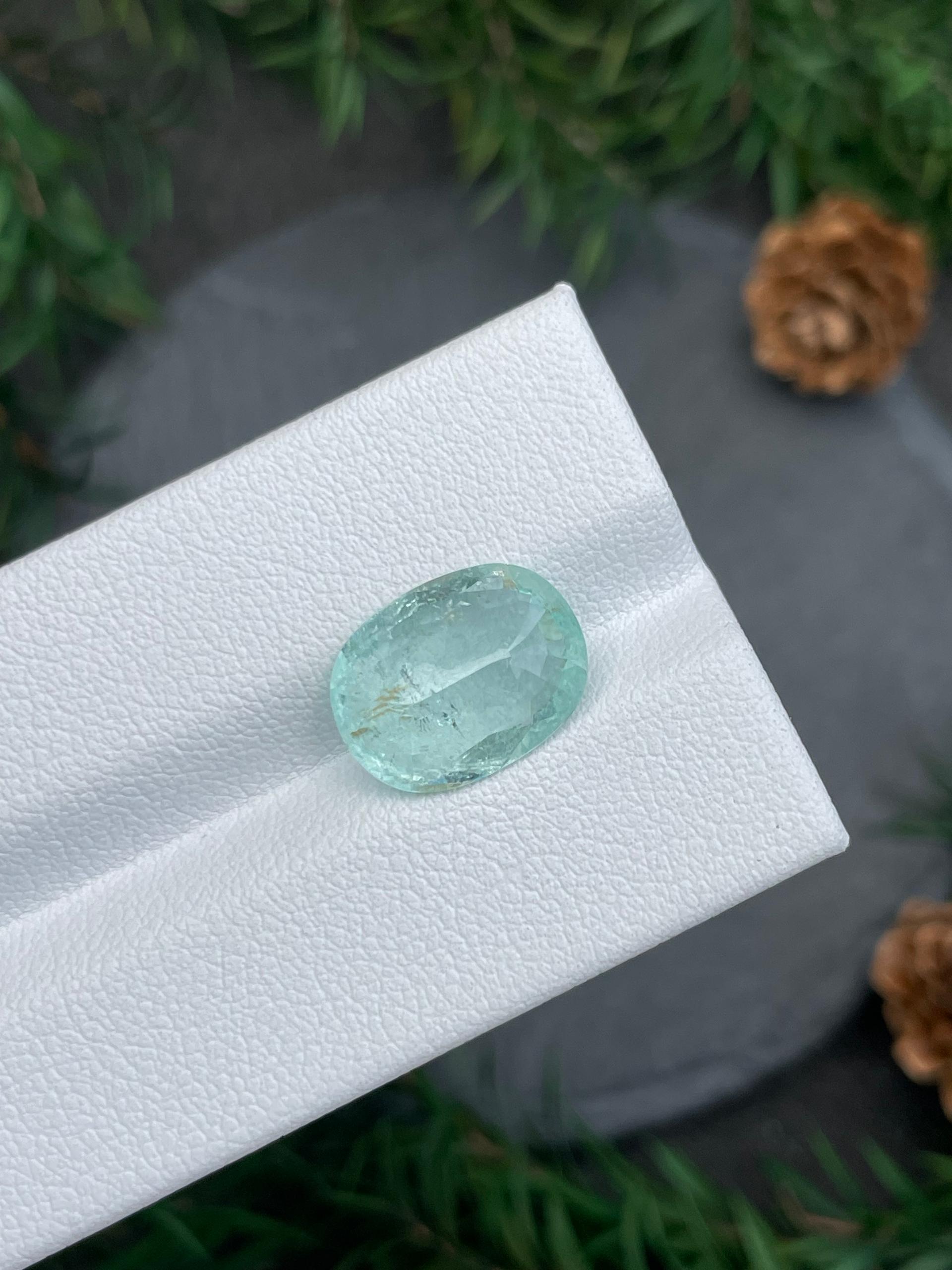 Neon green paraiba tourmaline, 5.01ct oval cut — view 7