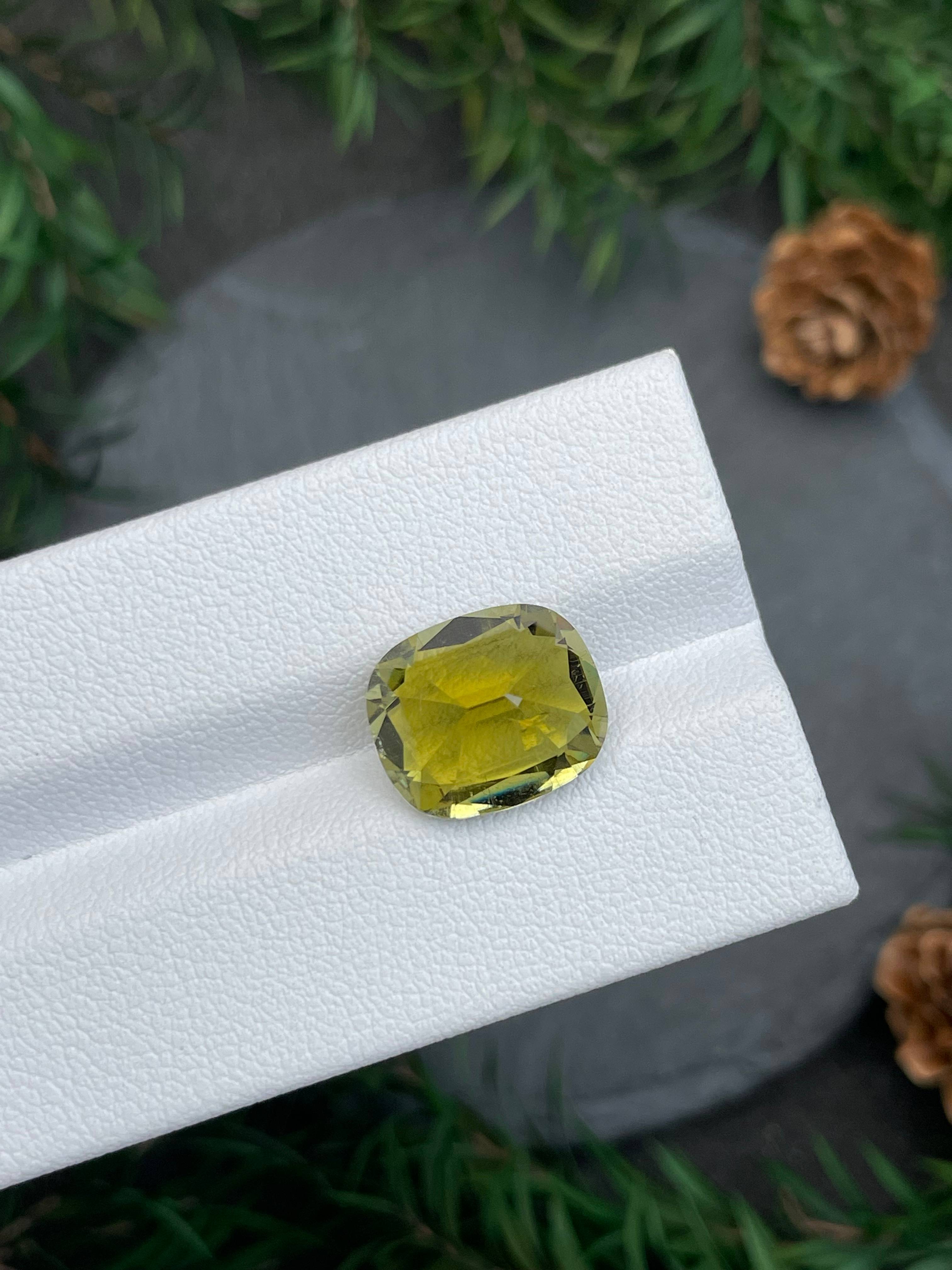 moss green cuprian tourmaline, 6.16ct cushion cut — view 7