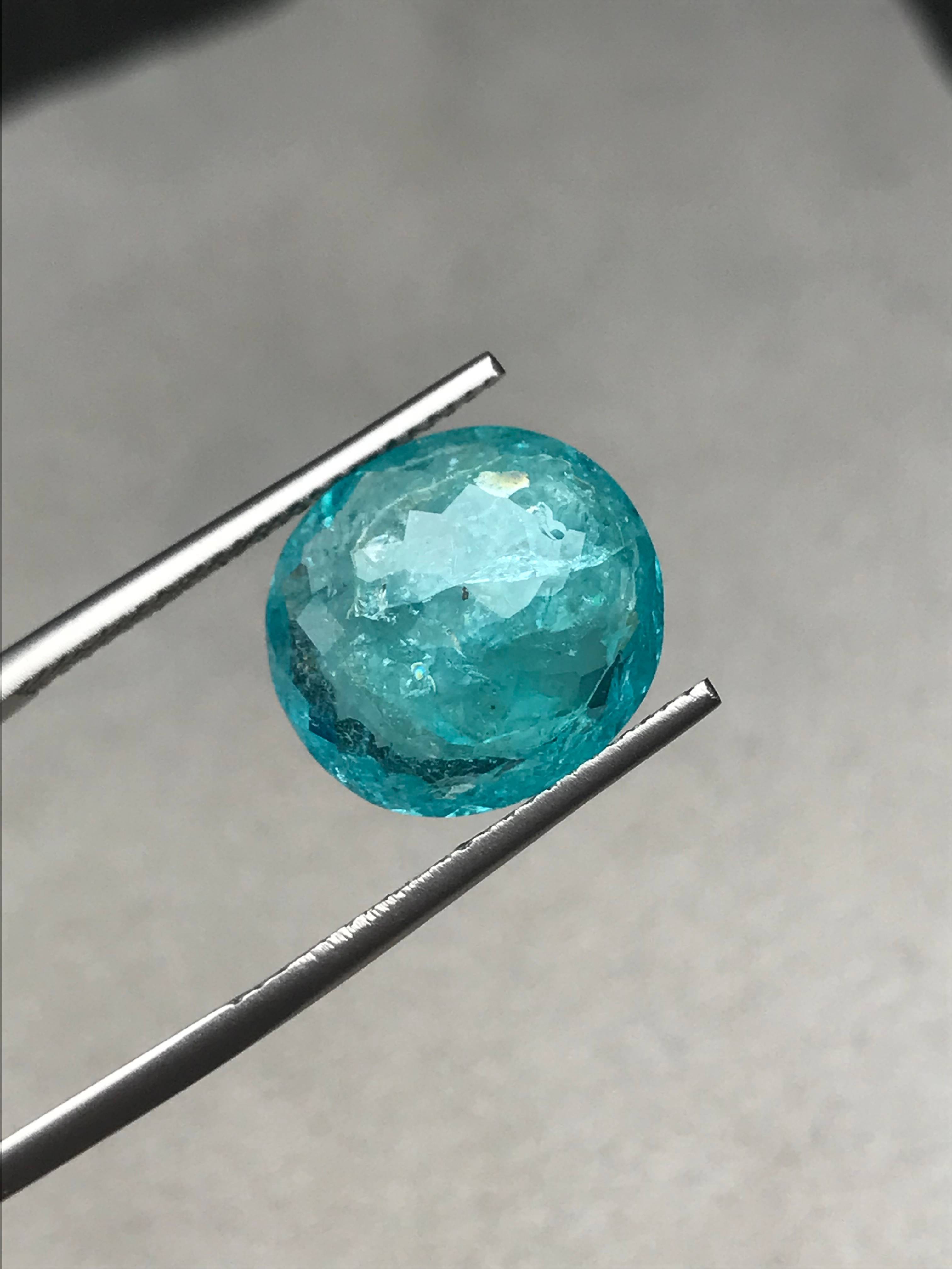 Neon blue paraiba tourmaline, 6.88ct oval cut — view 5