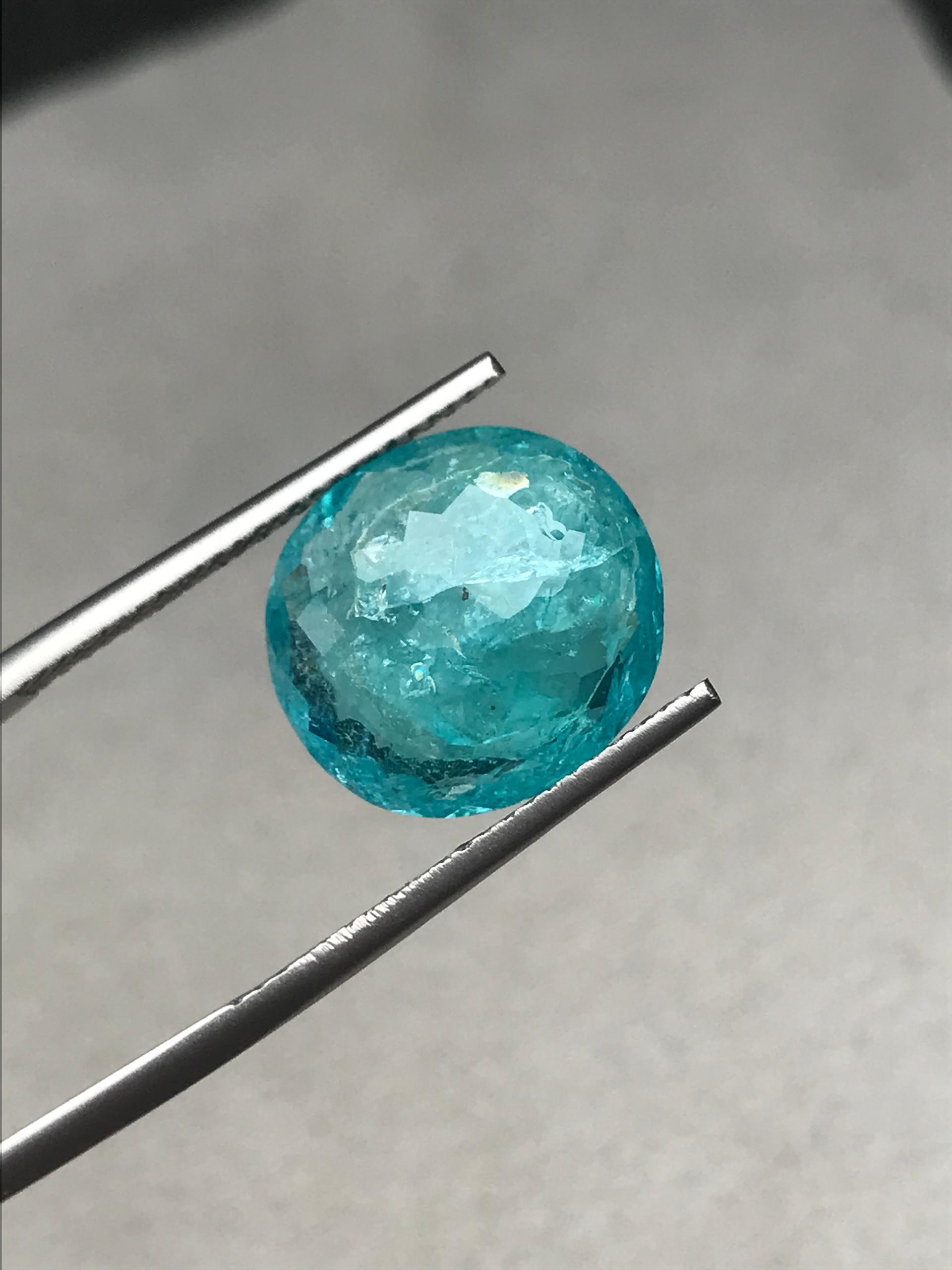 Neon blue paraiba tourmaline, 6.88ct oval cut — view 5