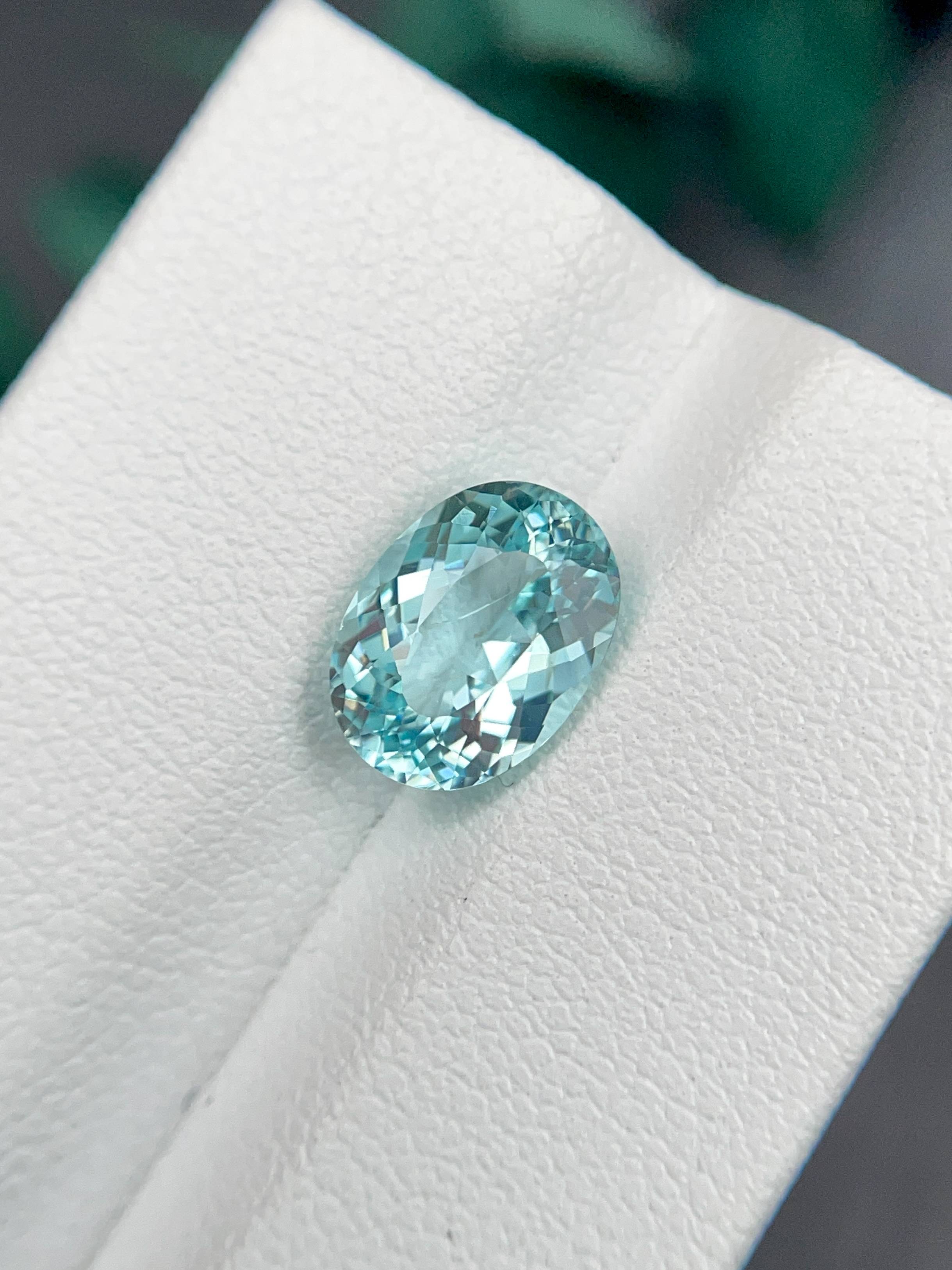 Neon blue paraiba tourmaline, 2.3ct oval cut — view 5
