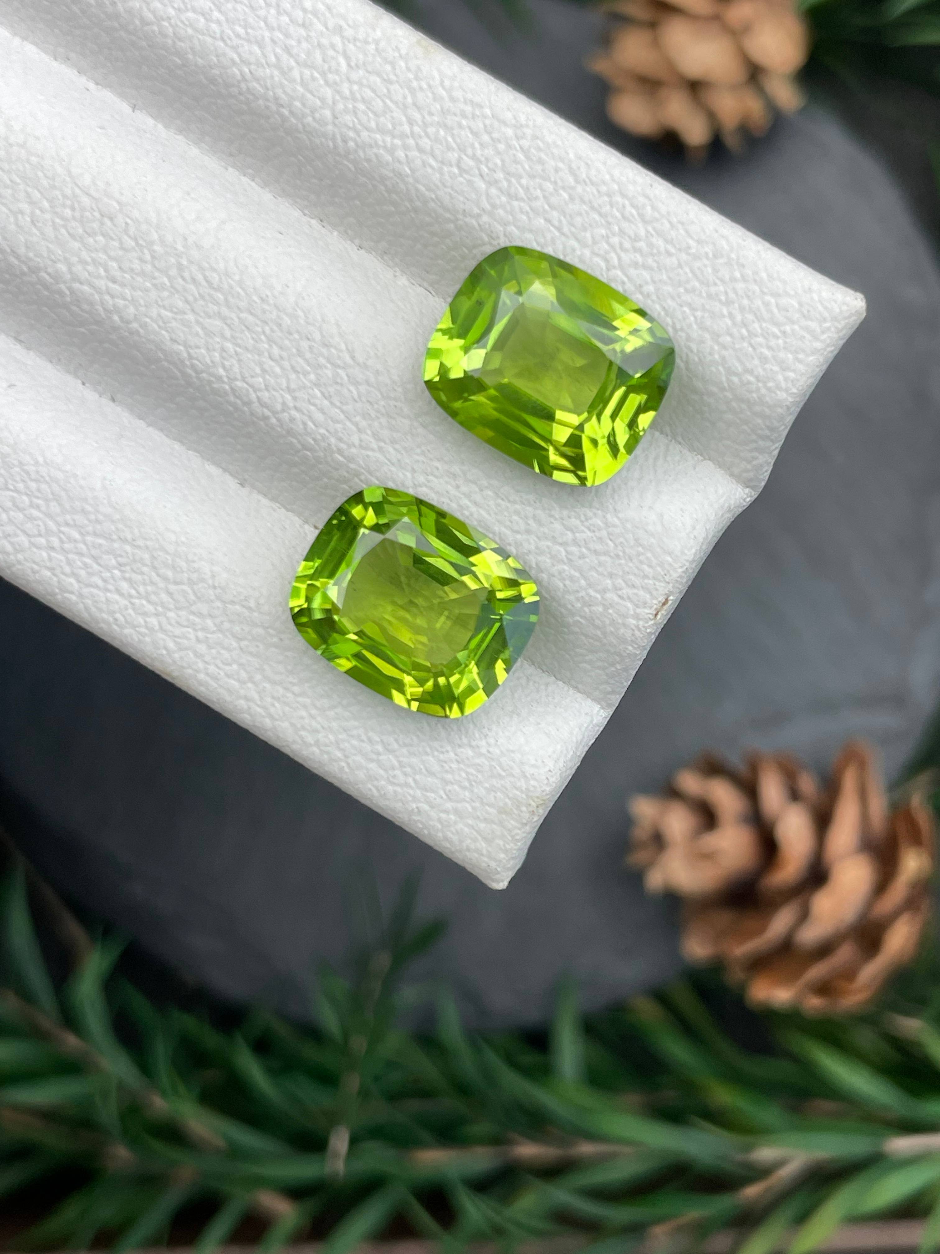 lime green peridot, 8.79ct cushion cut — view 6