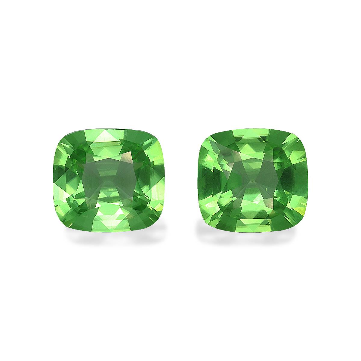 green peridot, 15.87ct cushion cut — main view