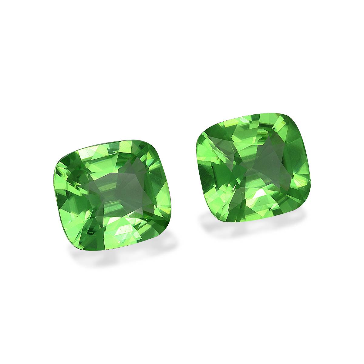 green peridot, 15.87ct cushion cut — view 3
