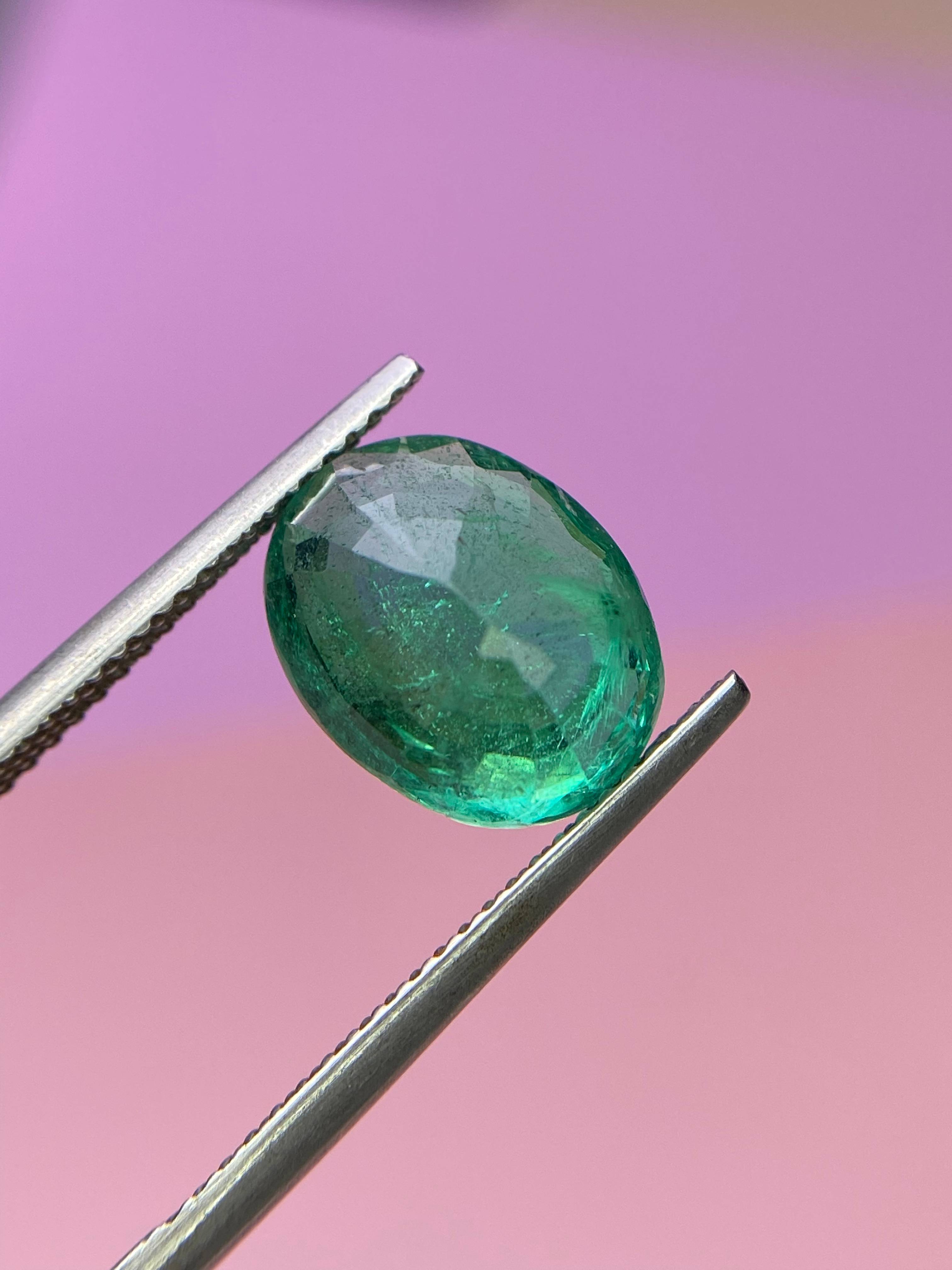 green zambian emerald, 4.54ct oval cut — view 6