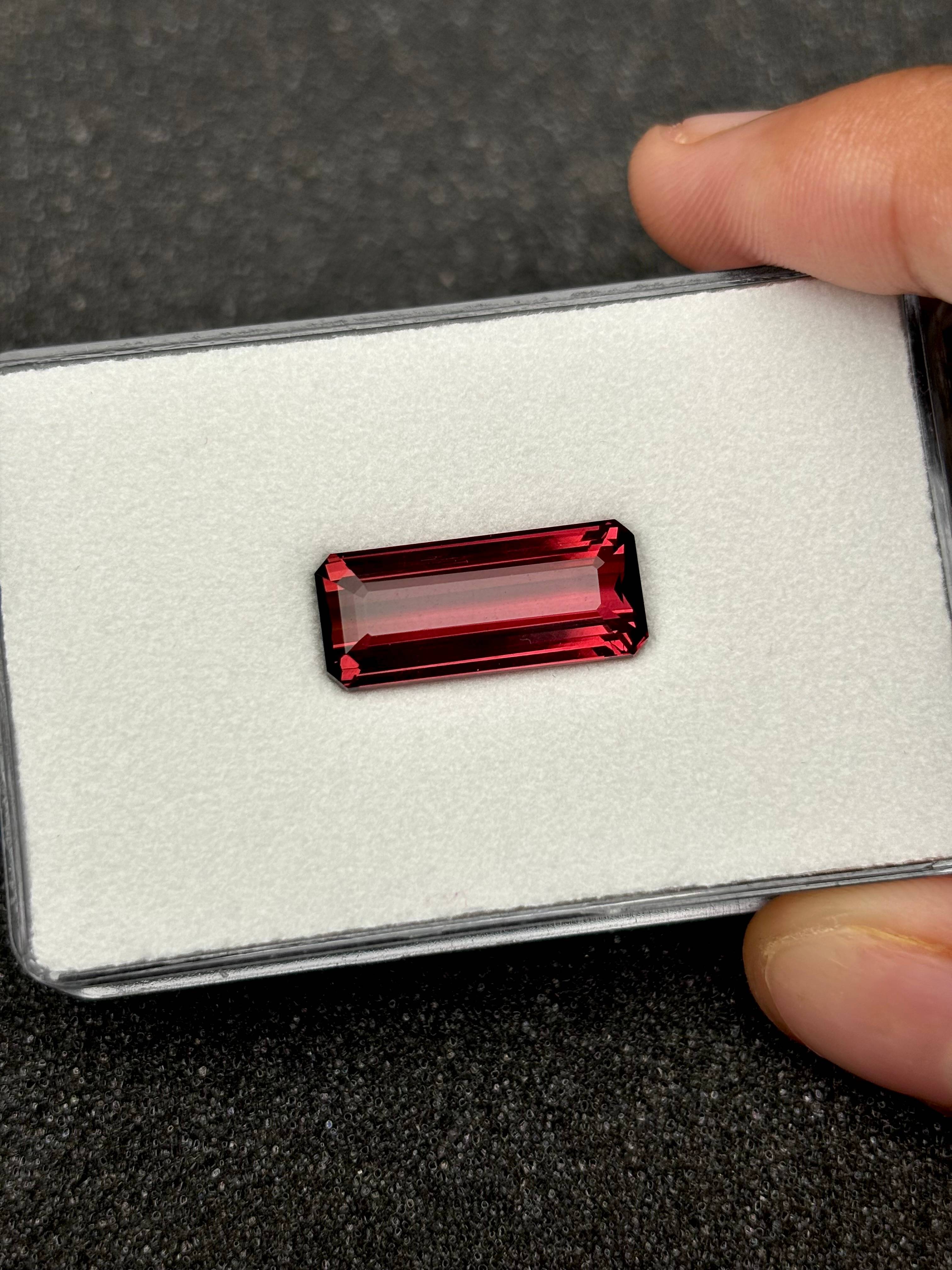 rosewood pink pink tourmaline, 8.68ct rectangular cut — view 5