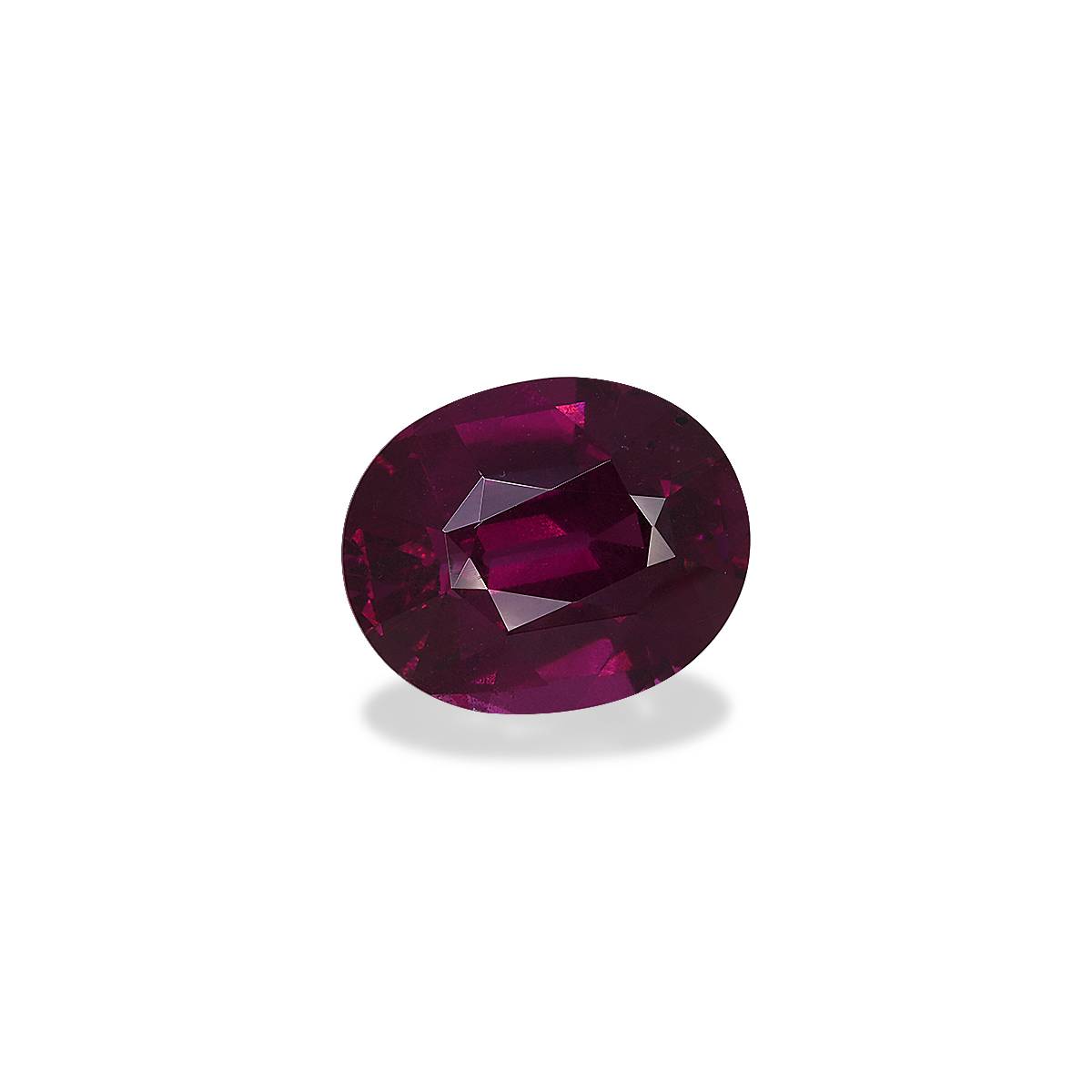 magenta purple umbalite garnet, 10.5ct oval cut — view 3