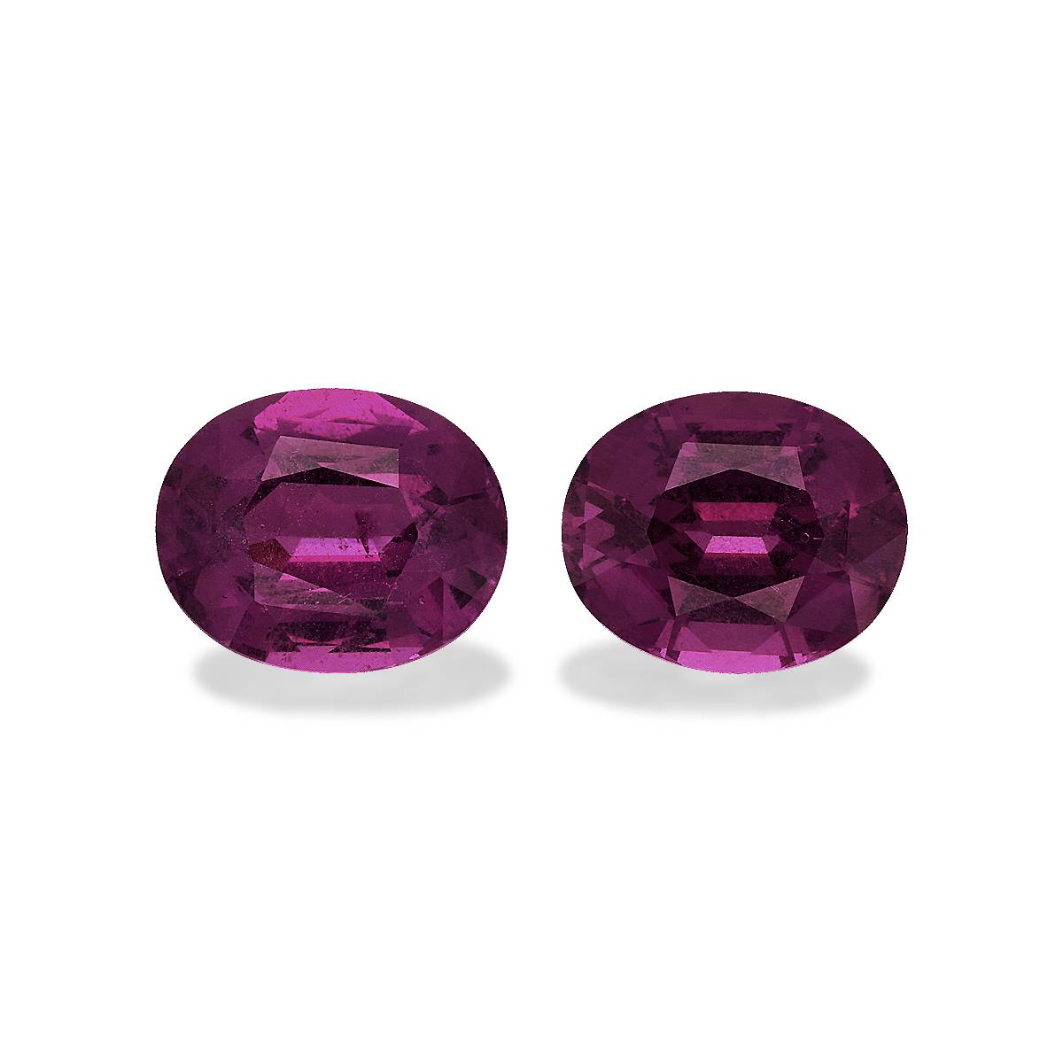 lilac purple umbalite garnet, 6.6ct oval cut — main view