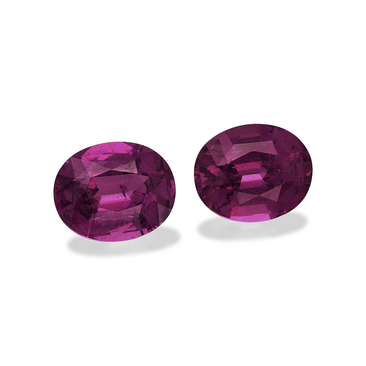 lilac purple umbalite garnet, 6.6ct oval cut — view 3