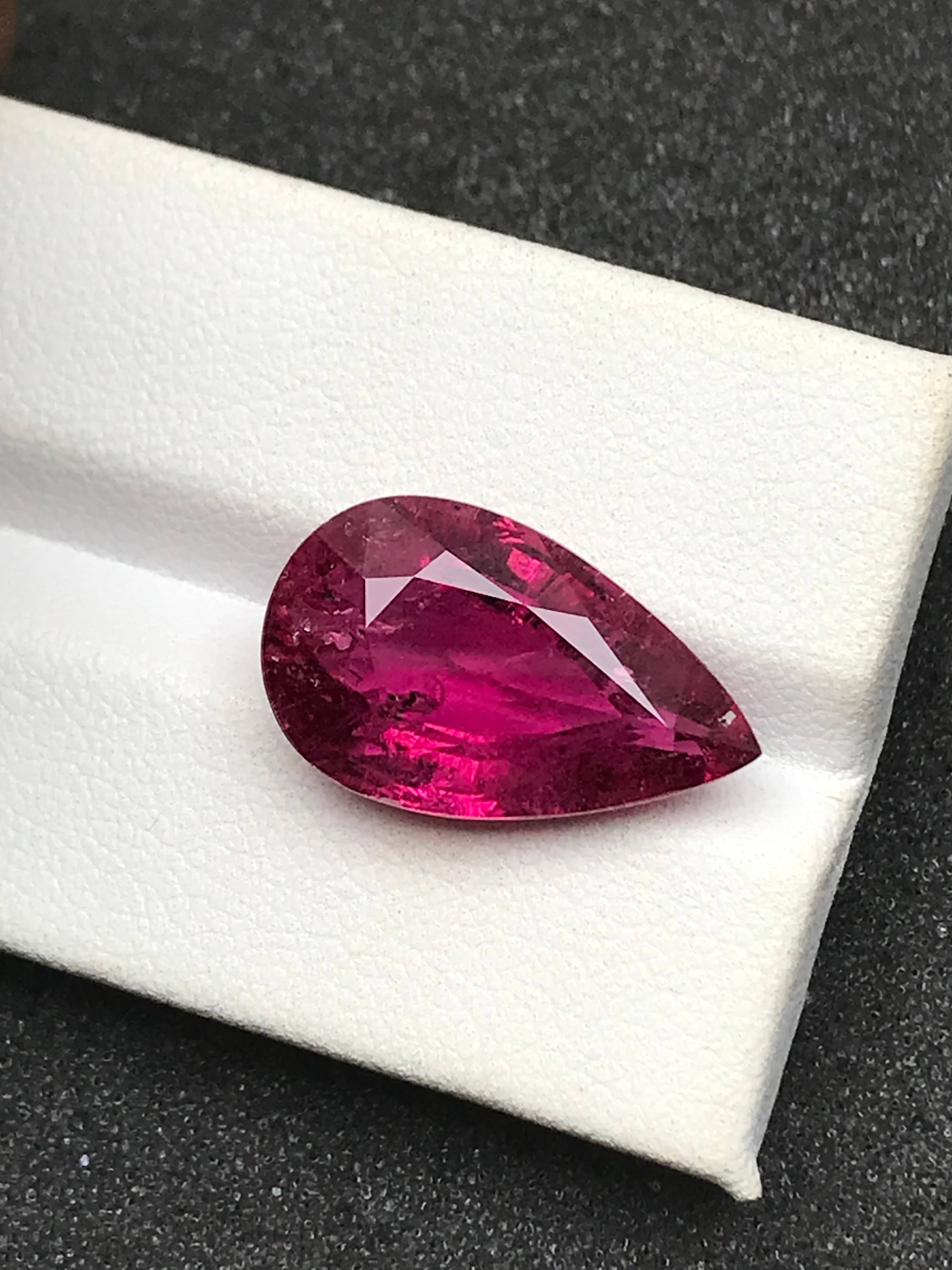 Vivid pink rubellite tourmaline, 10.27ct pear cut — view 5
