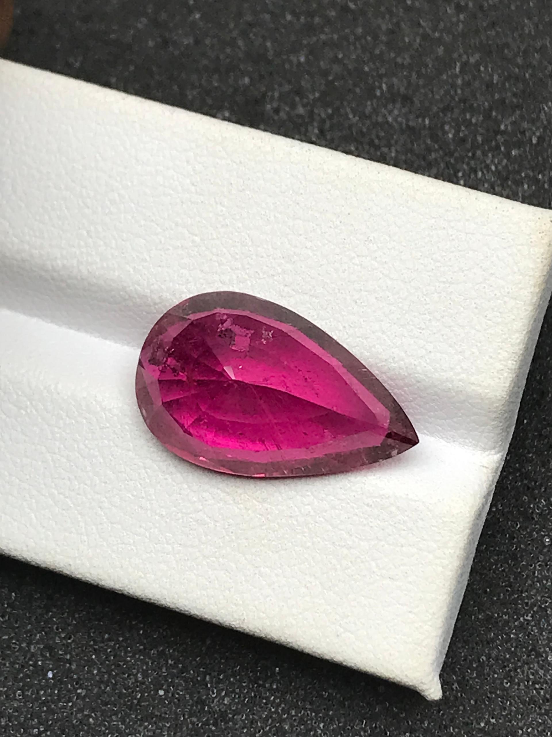 Vivid pink rubellite tourmaline, 10.27ct pear cut — view 7