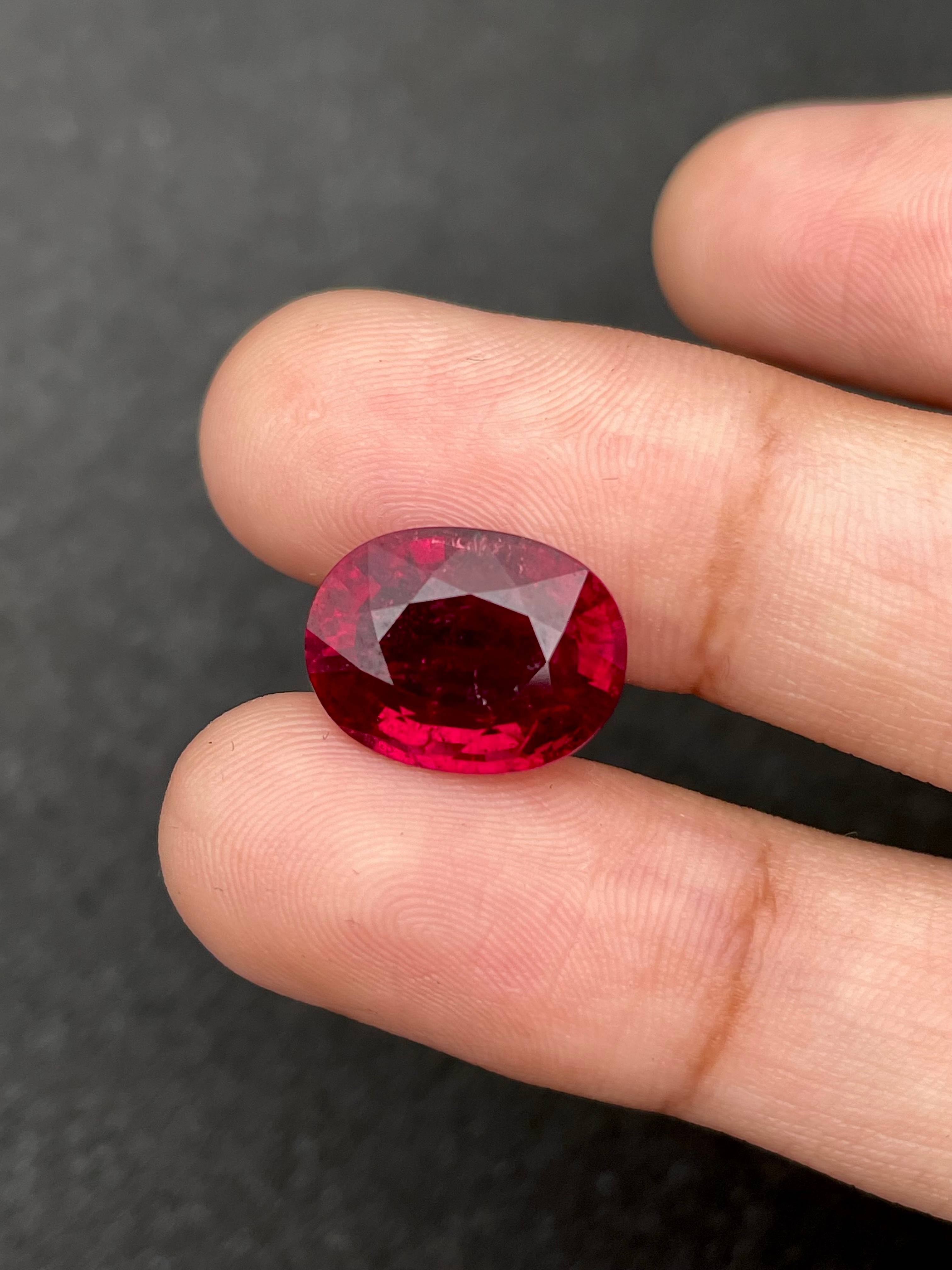 red rubellite tourmaline, 6.62ct oval cut — view 5