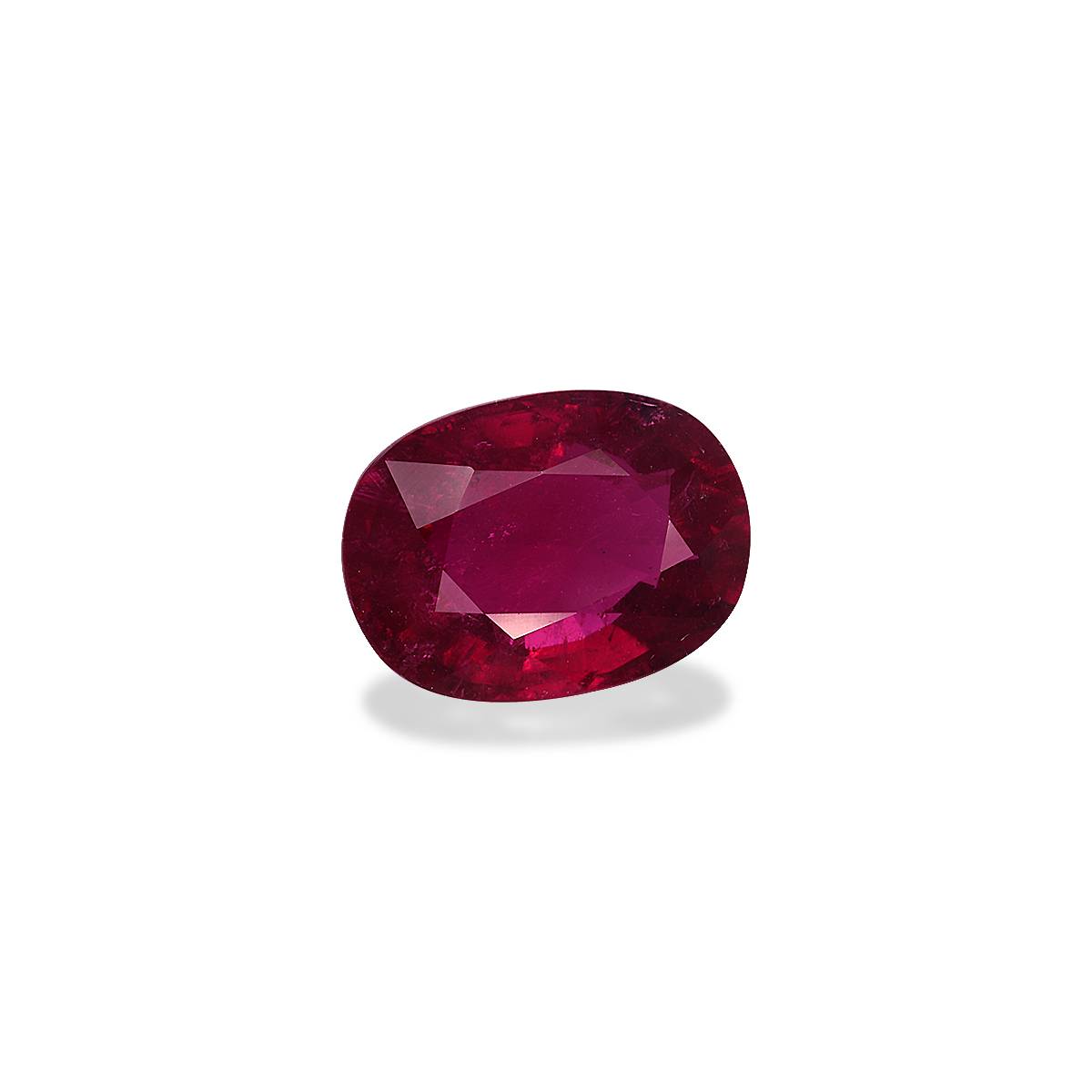 red rubellite tourmaline, 5.55ct oval cut — view 3