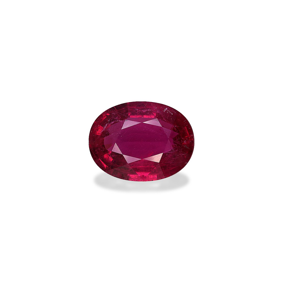 Vivid pink rubellite tourmaline, 8.85ct oval cut — main view