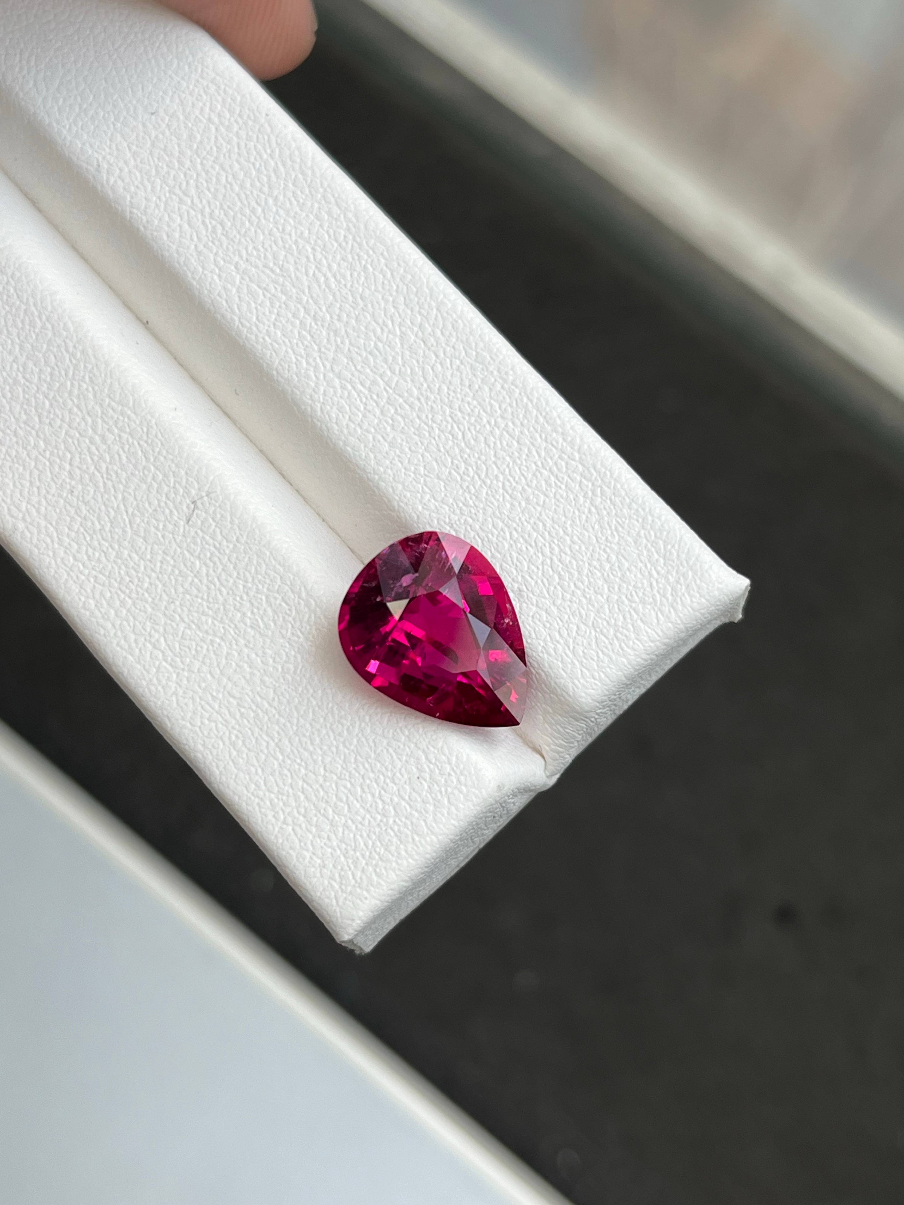 Vivid pink rubellite tourmaline, 5.67ct pear cut — view 6