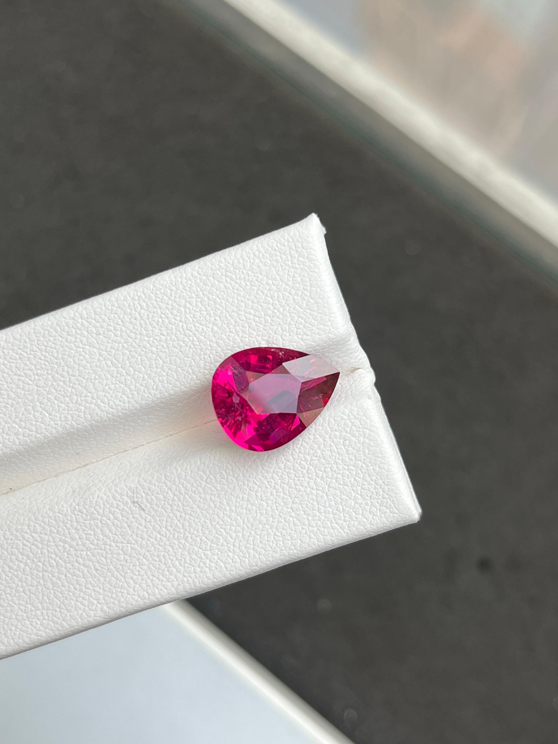 Vivid pink rubellite tourmaline, 5.67ct pear cut — view 7