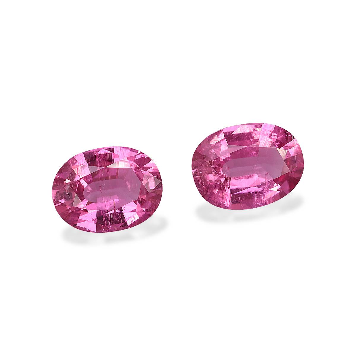 fuscia pink rubellite tourmaline, 2.61ct oval cut — view 3