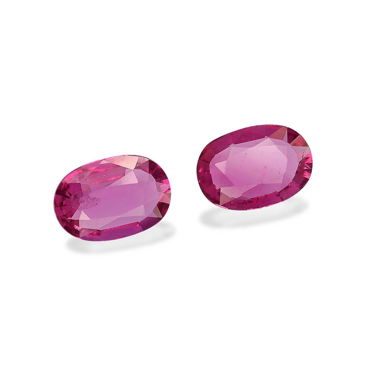 fuscia pink rubellite tourmaline, 1.68ct oval cut — view 3