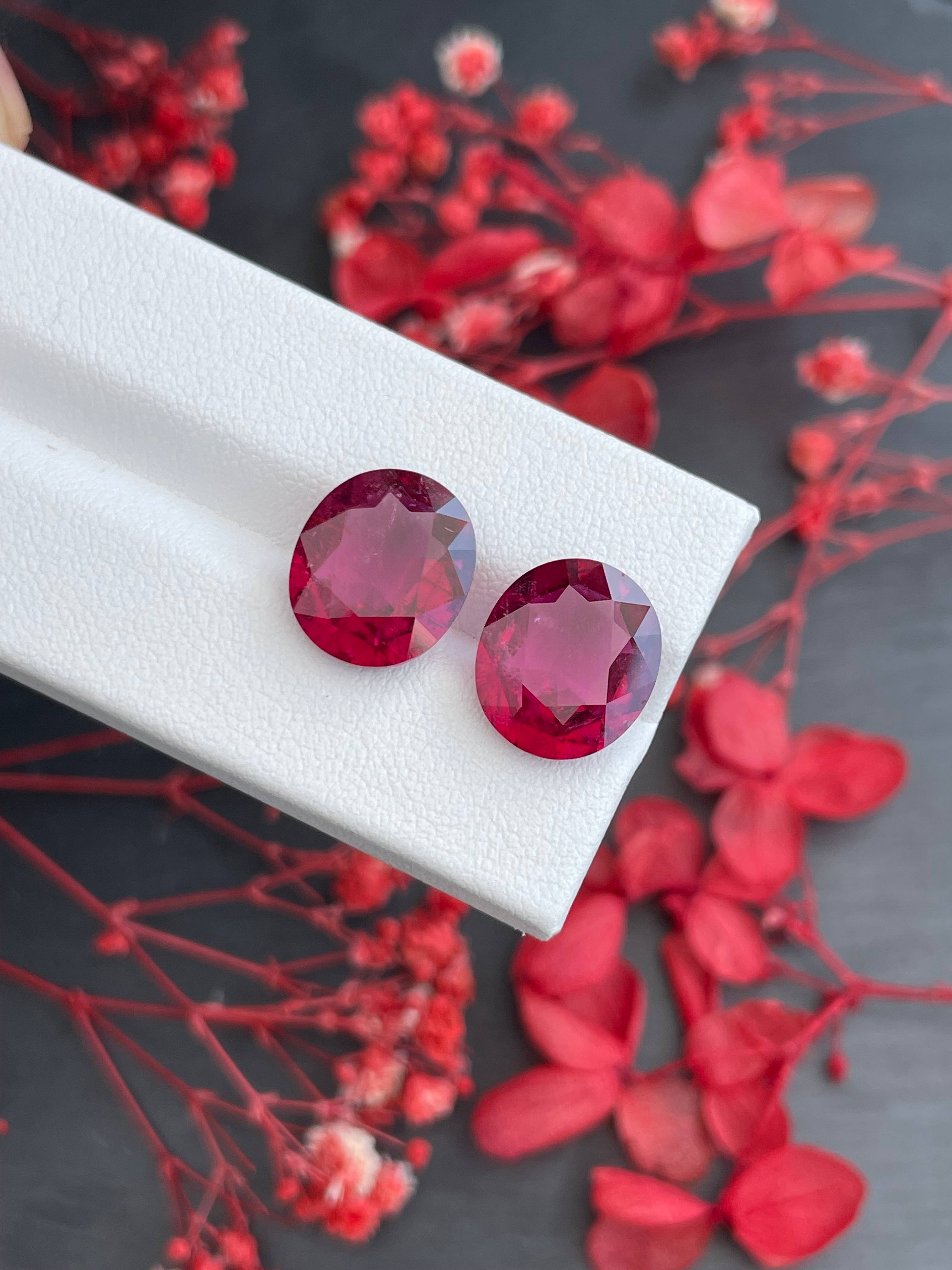 Vivid pink rubellite tourmaline, 10.43ct oval cut — view 6