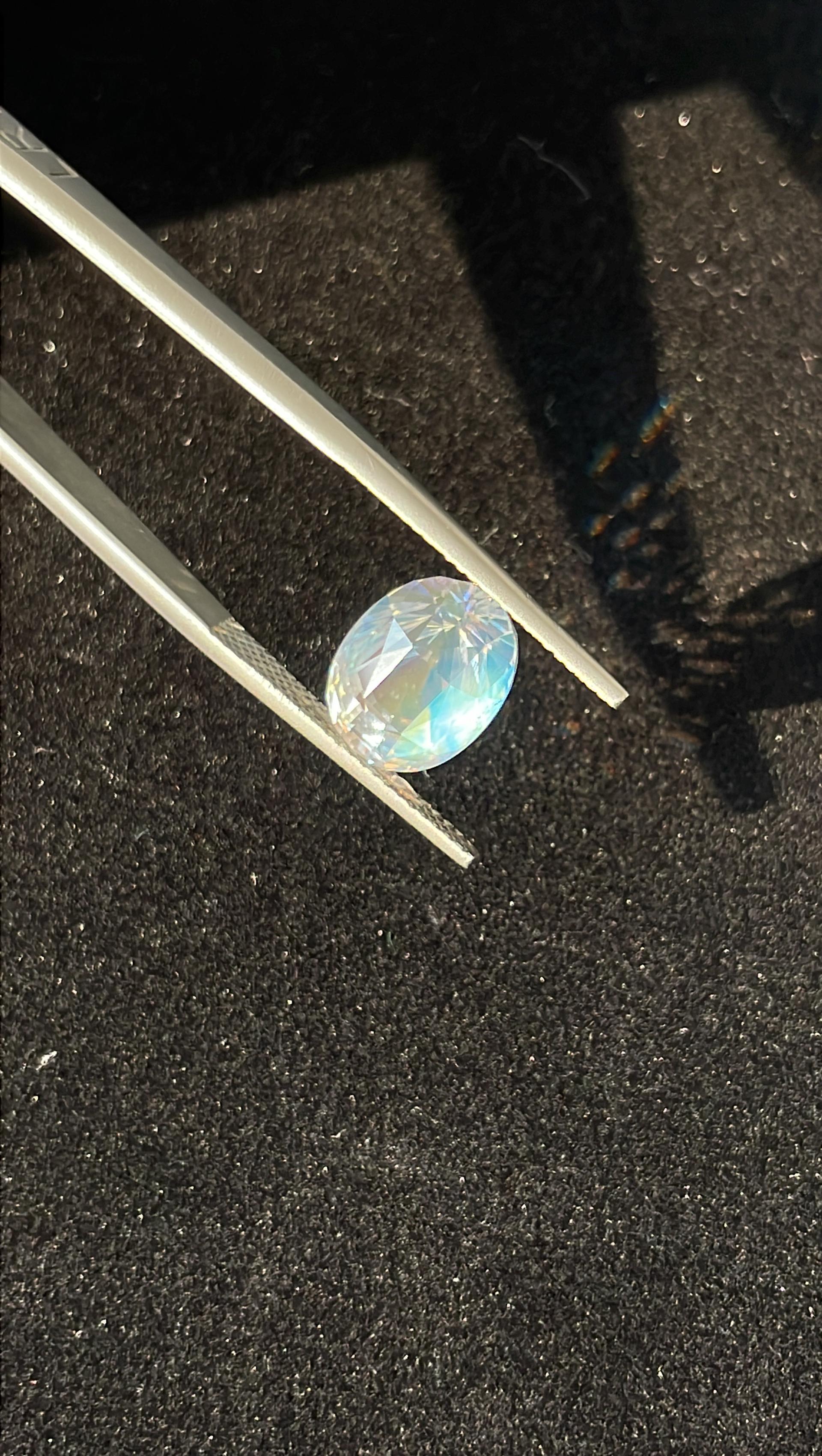 mixed colour rainbow moonstone, 5.29ct oval cut — view 6