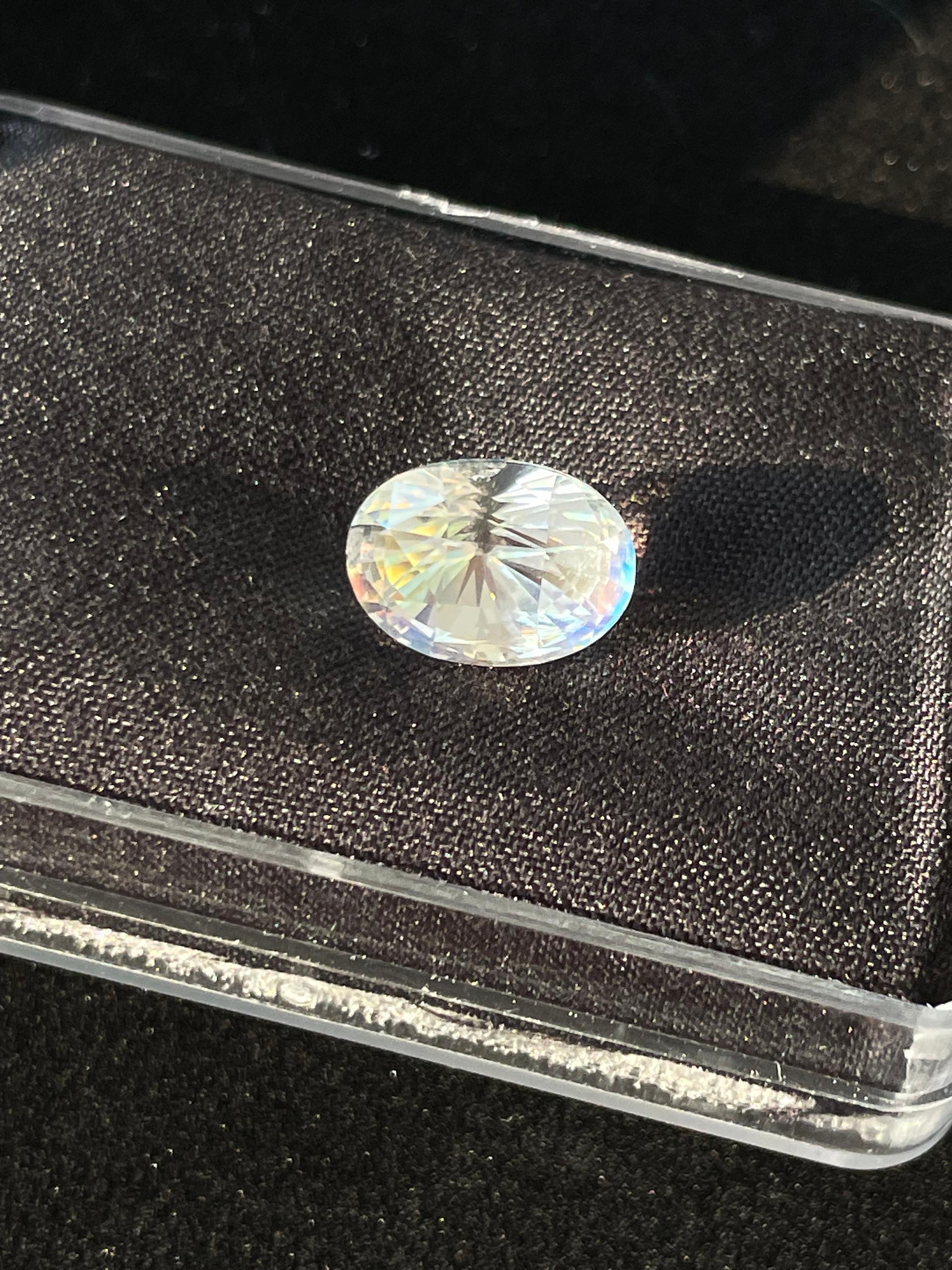 mixed colour rainbow moonstone, 5.29ct oval cut — view 7