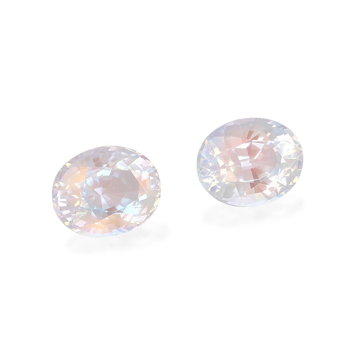 mixed colour rainbow moonstone, 10.2ct oval cut — view 3