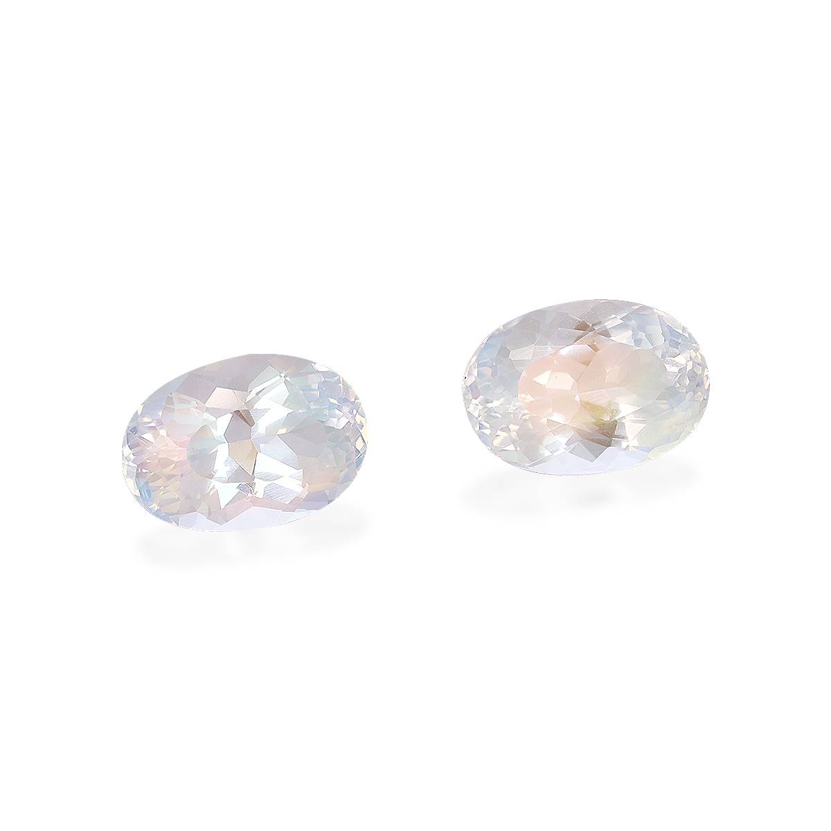 mixed colour rainbow moonstone, 4.57ct oval cut — view 3