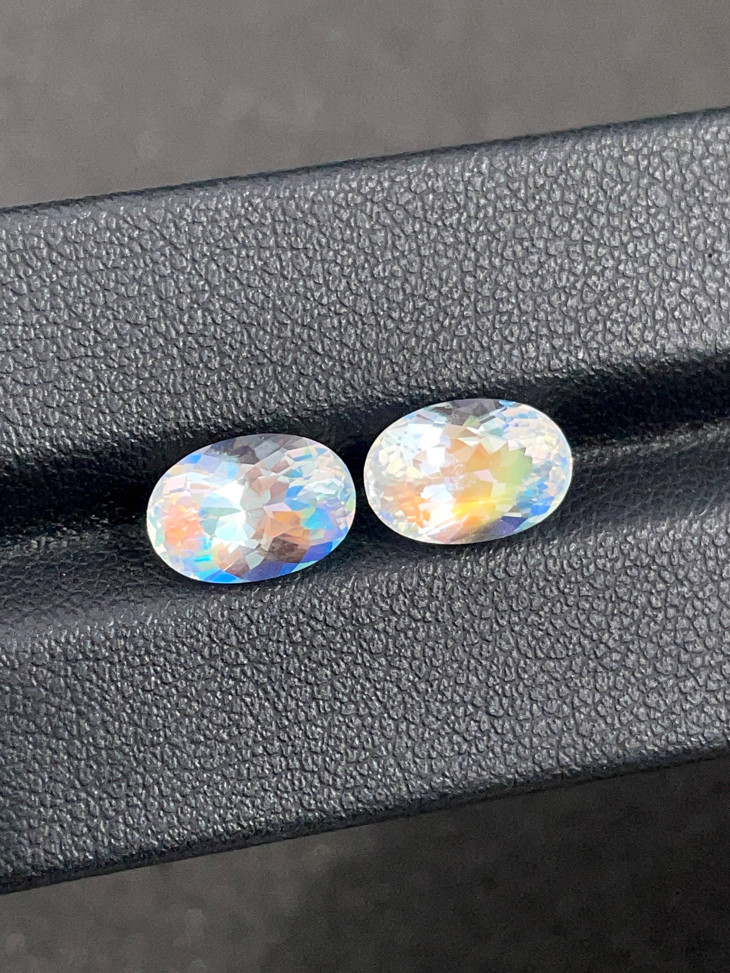 mixed colour rainbow moonstone, 4.57ct oval cut — view 5