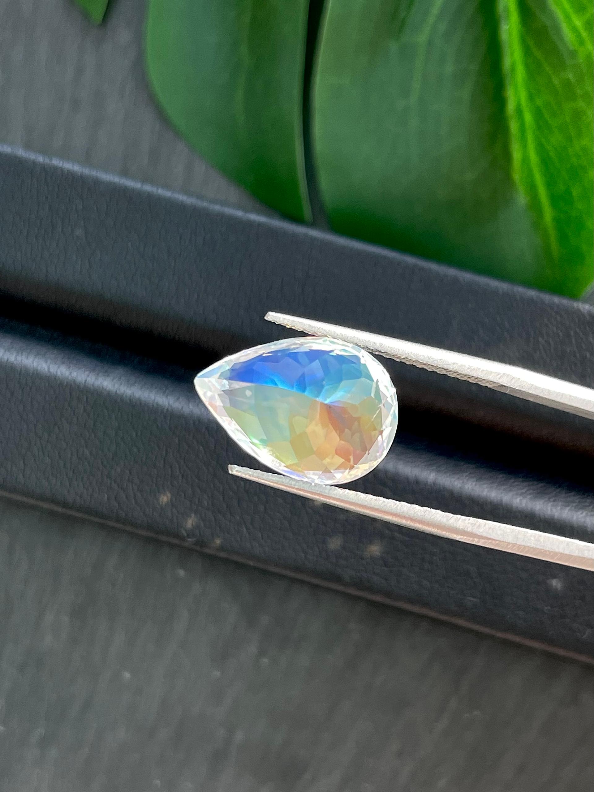 white rainbow moonstone, 7.92ct pear cut — view 6