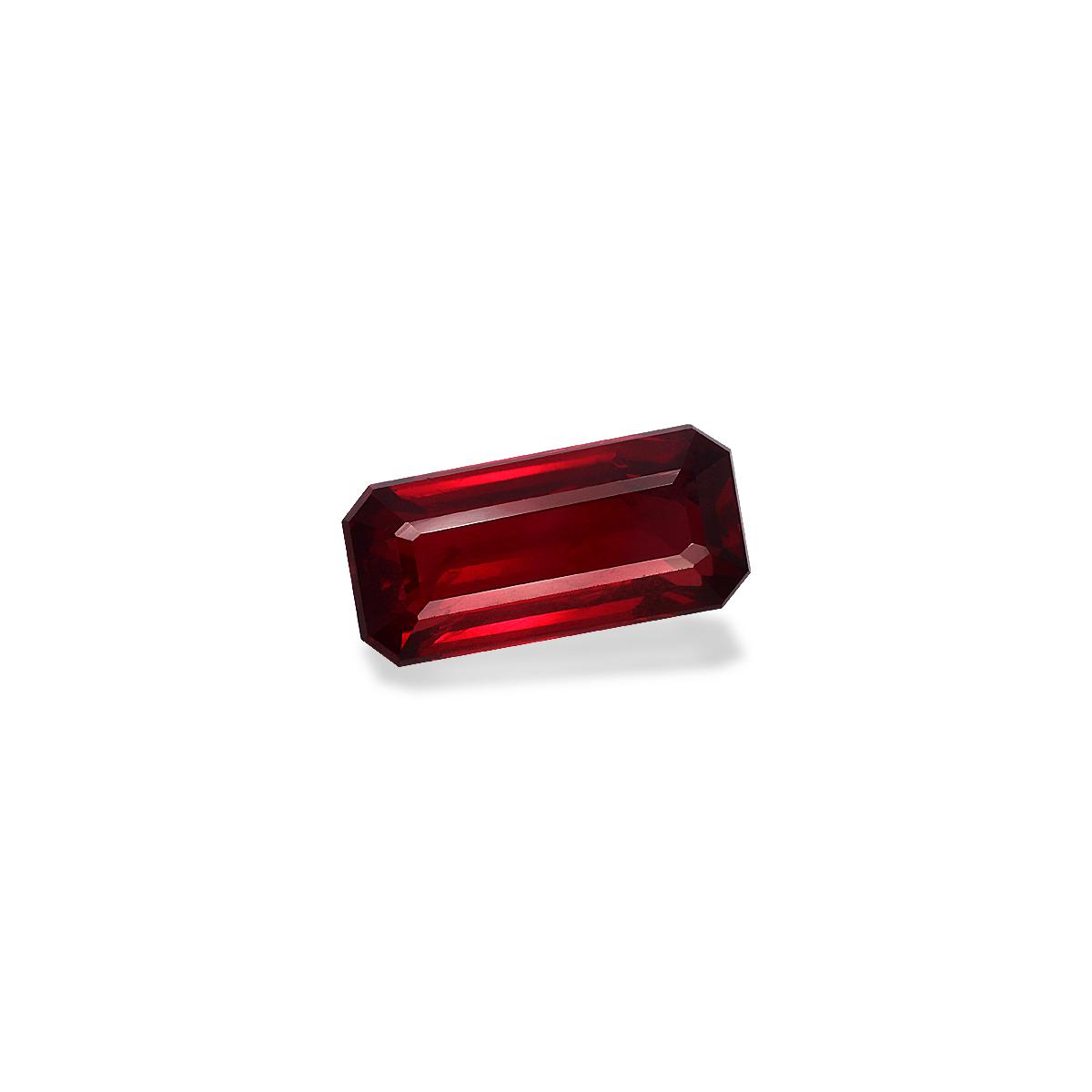 Pigeons Blood red mozambique ruby, 5.03ct rectangular cut — view 3