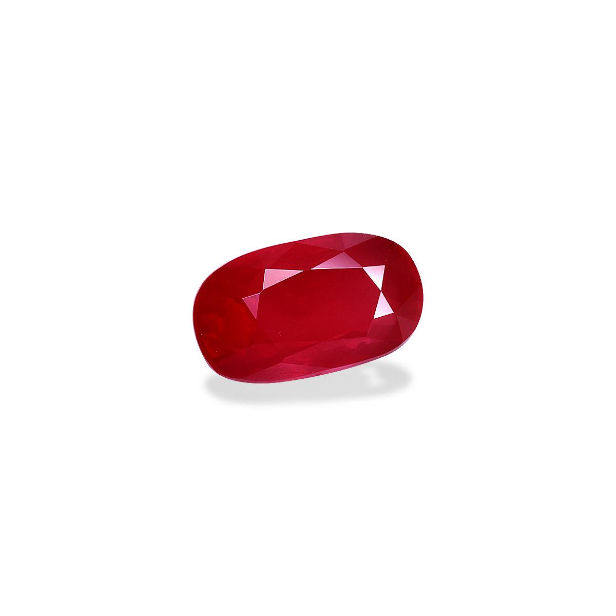red mozambique ruby, 4.04ct cushion cut — view 3