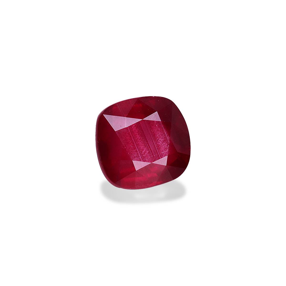 Pigeons Blood red mozambique ruby, 5.02ct cushion cut — view 3