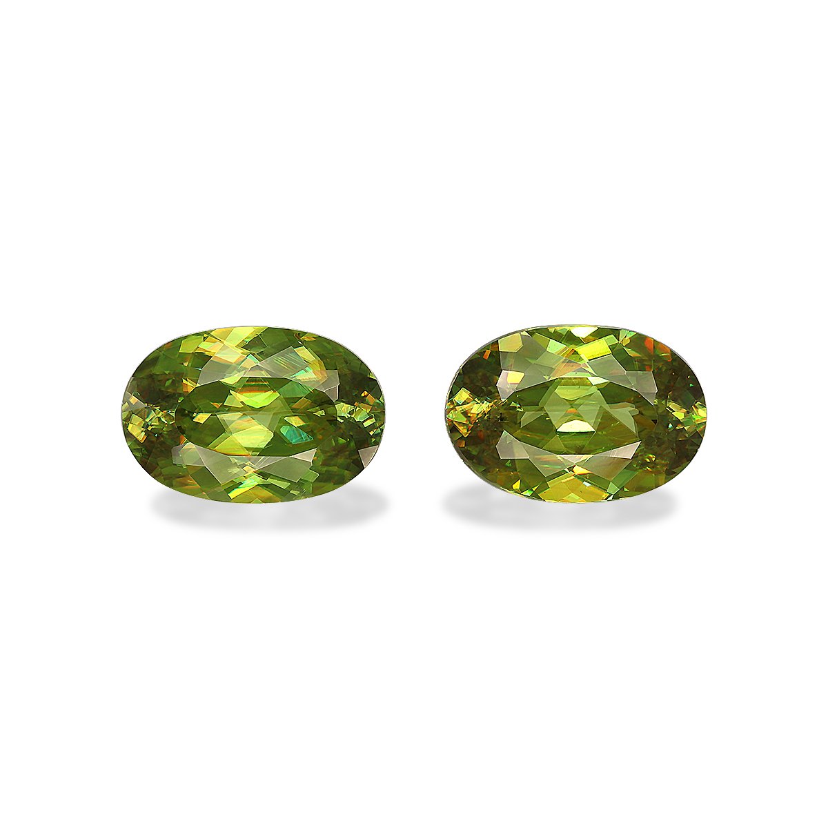 green sphene, 14.19ct oval cut — main view