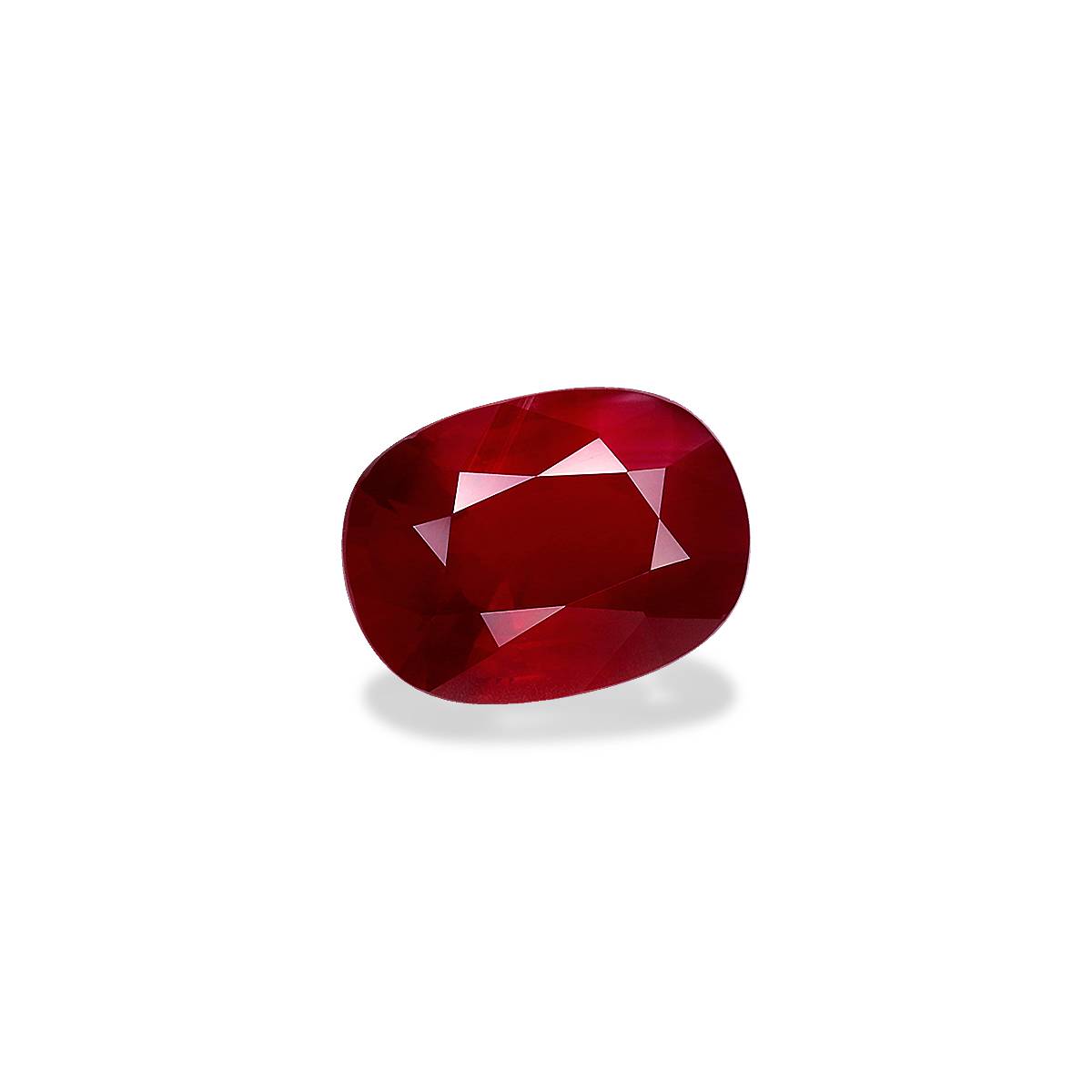 Pigeons Blood red mozambique ruby, 3.34ct oval cut — view 3