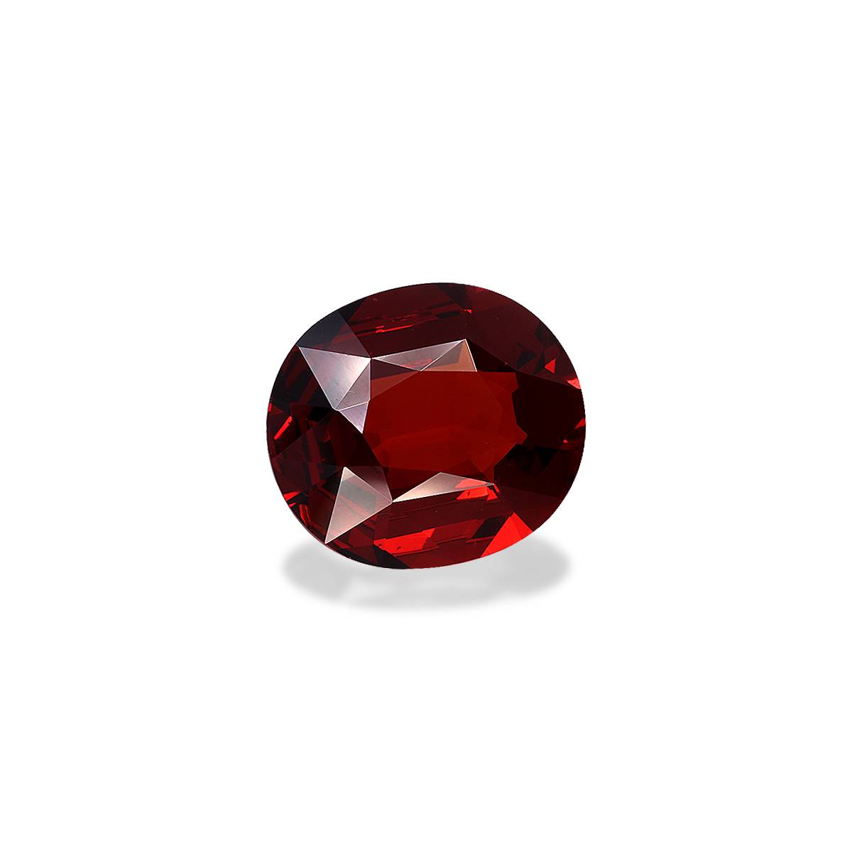 red spessartite garnet, 9.65ct oval cut — view 3