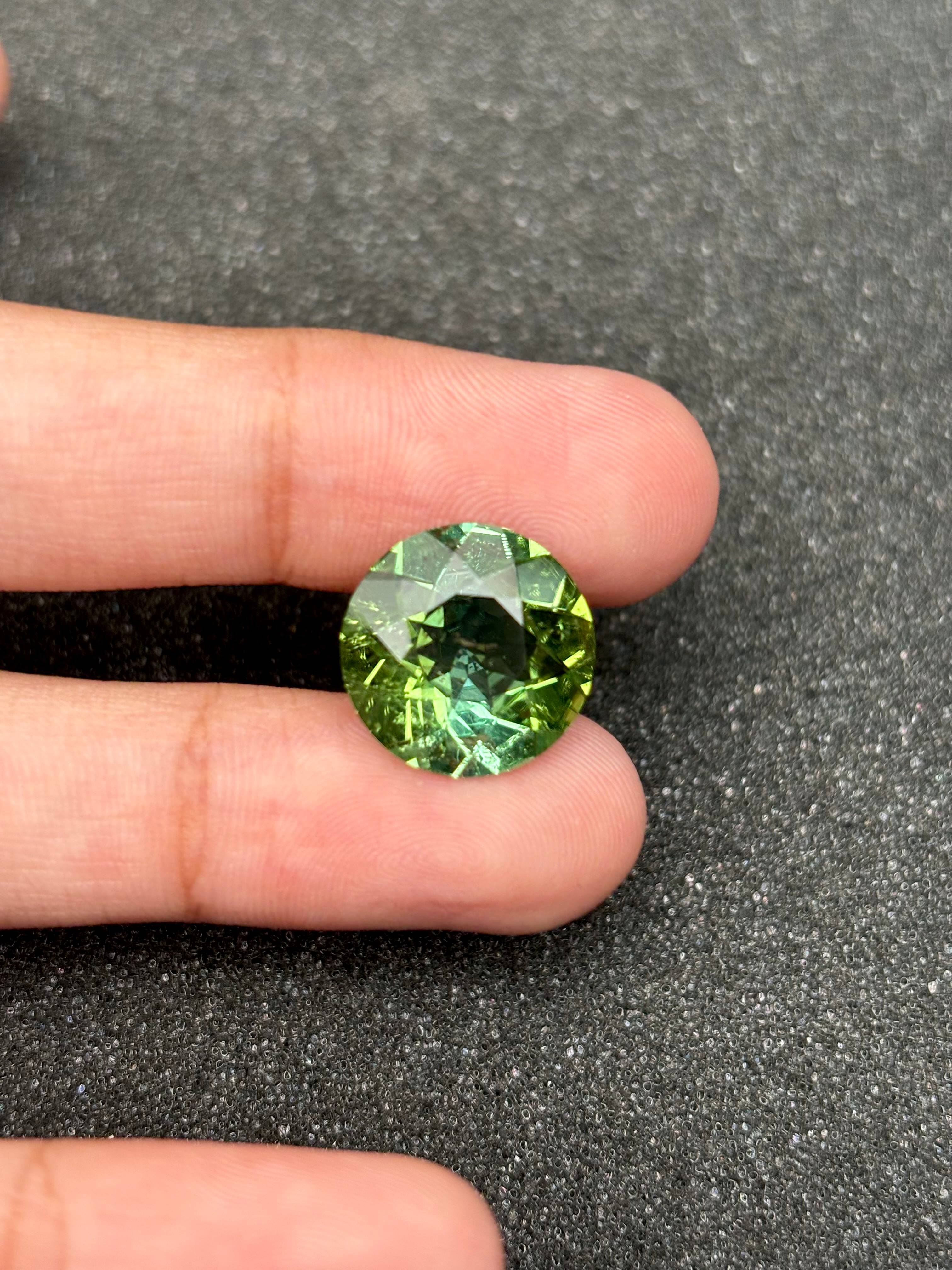 forest green green tourmaline, 15.18ct oval cut — view 6
