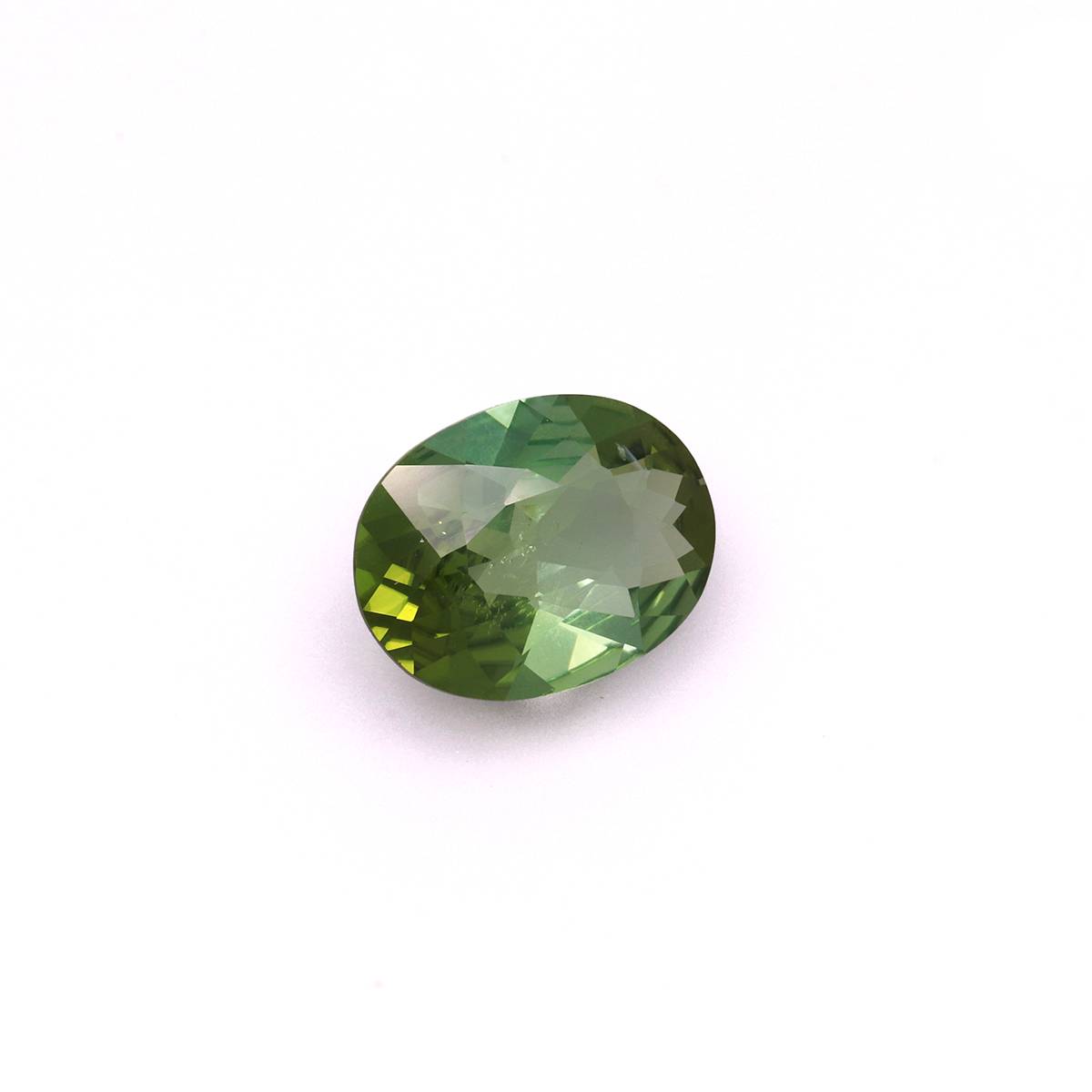 pistachio green green tourmaline, 4.55ct oval cut — view 3