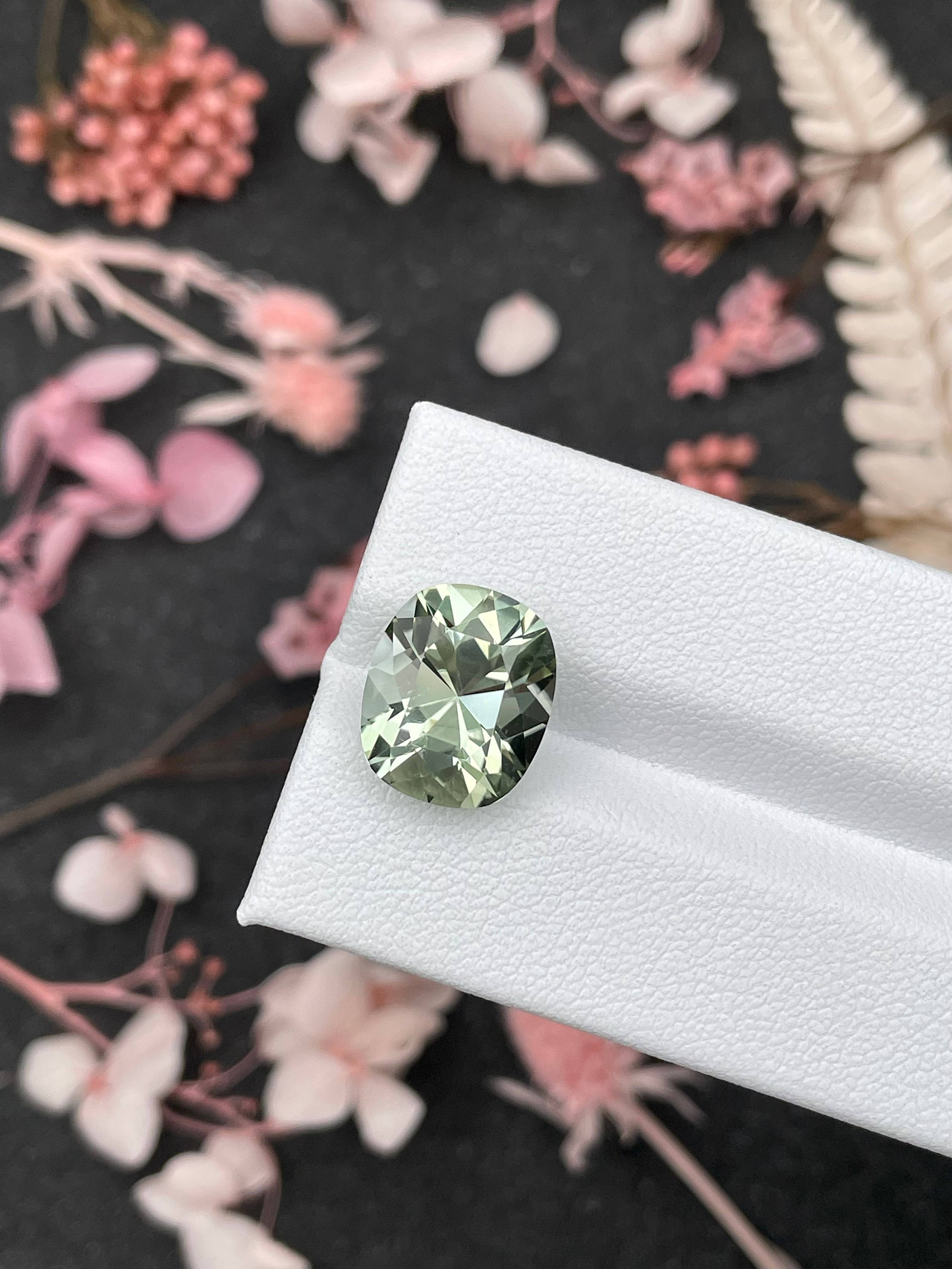 mist green green tourmaline, 6.45ct cushion cut — view 7