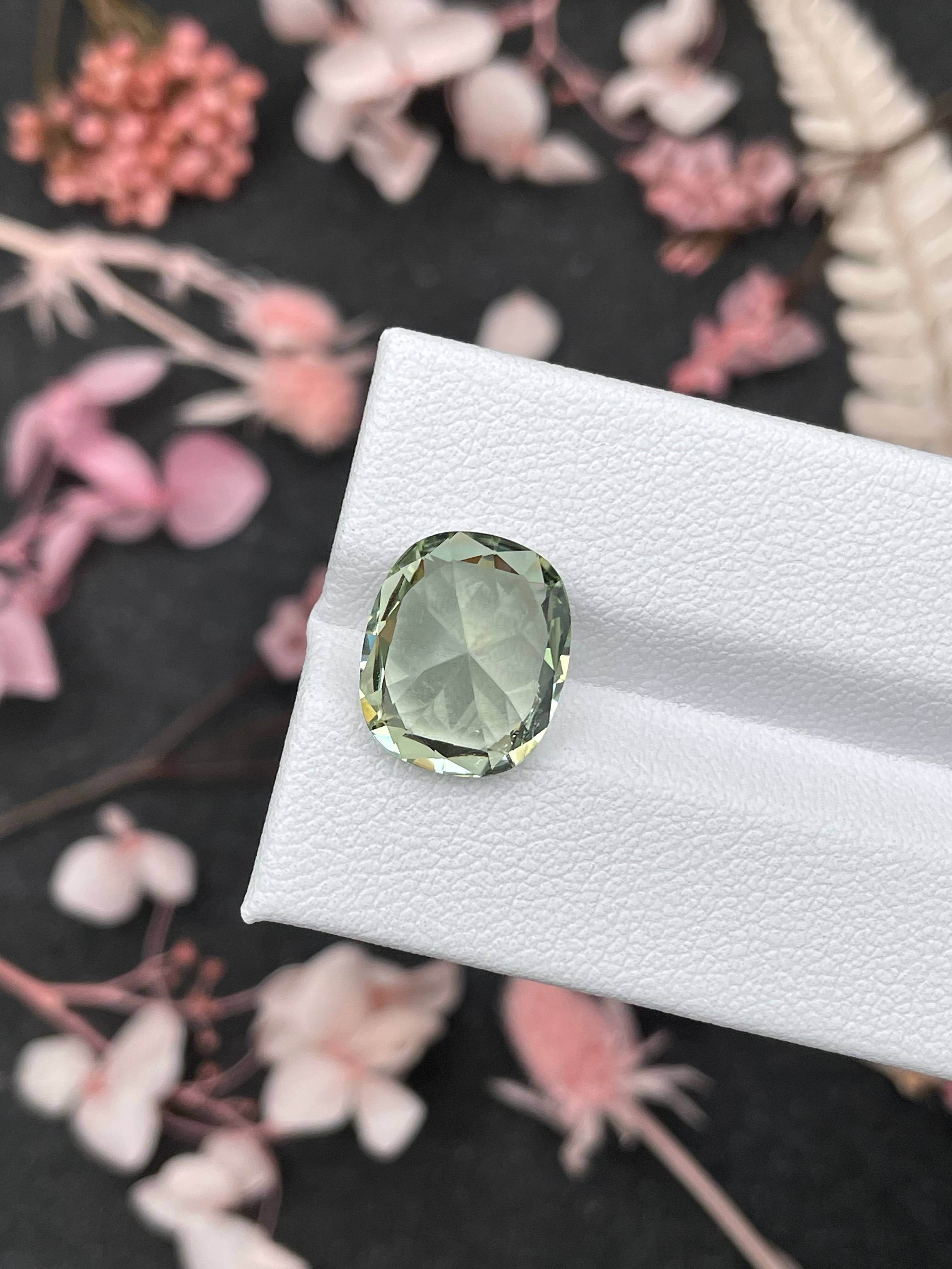 mist green green tourmaline, 6.45ct cushion cut — view 8