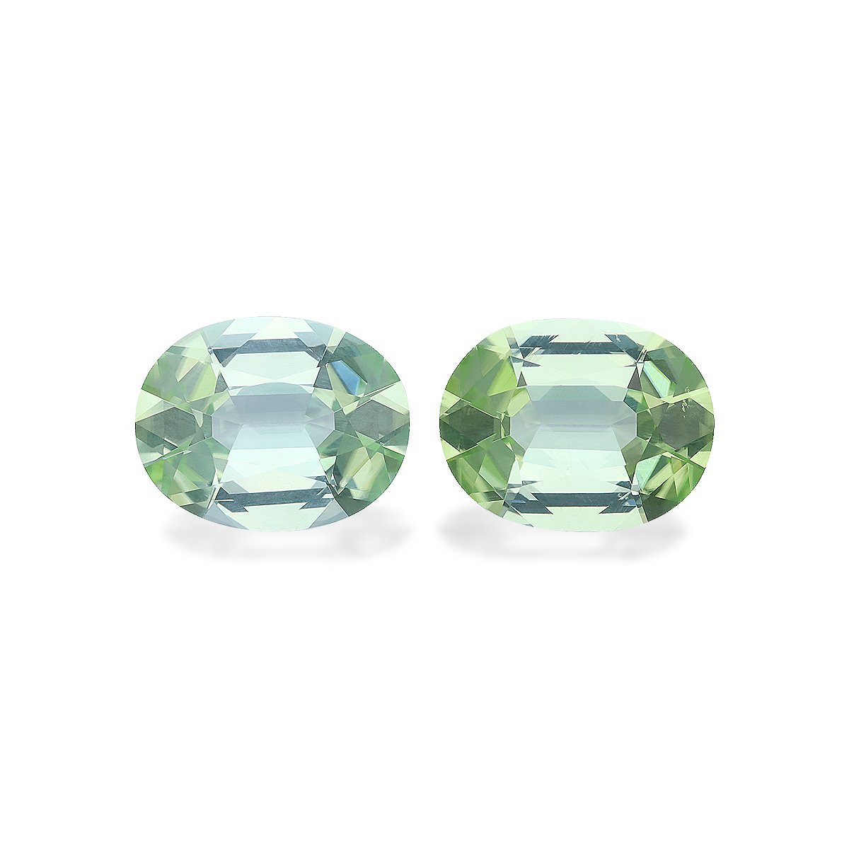 lime green green tourmaline, 11.65ct oval cut — main view