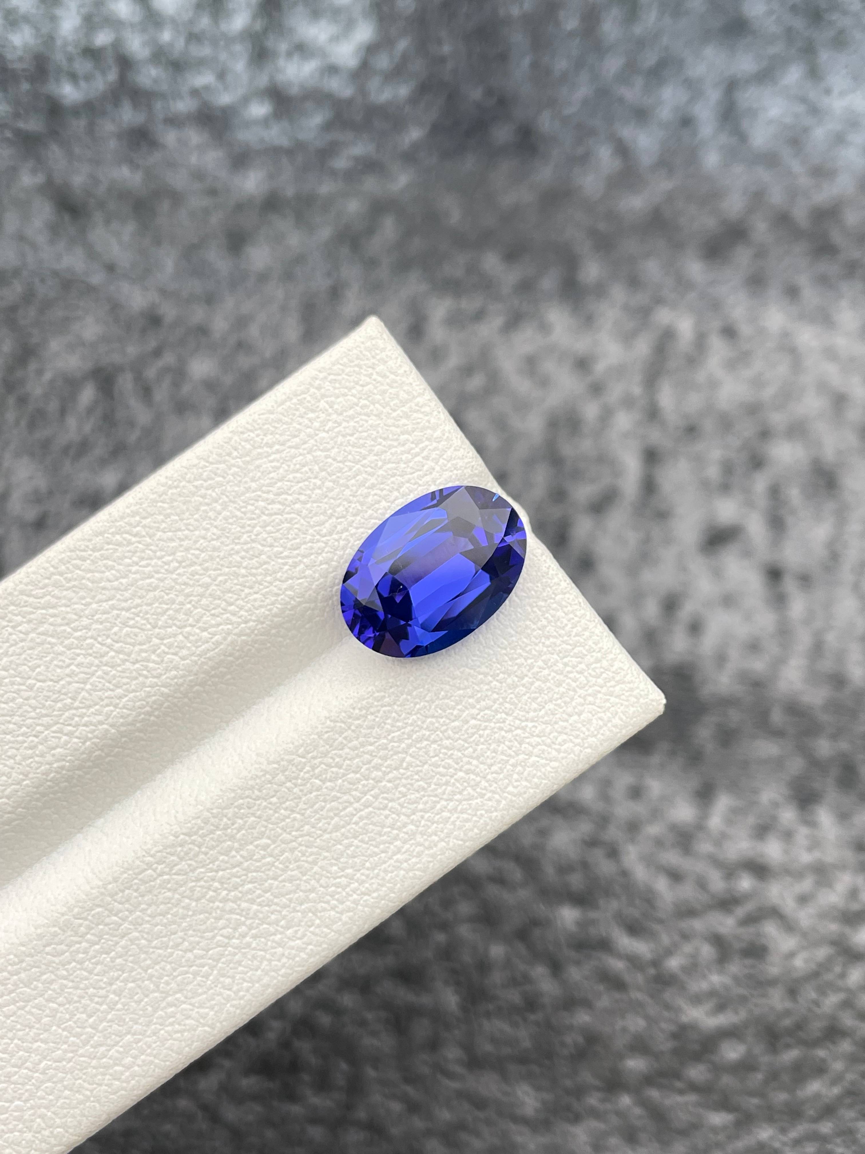 blue tanzanite, 5.51ct oval cut — view 5