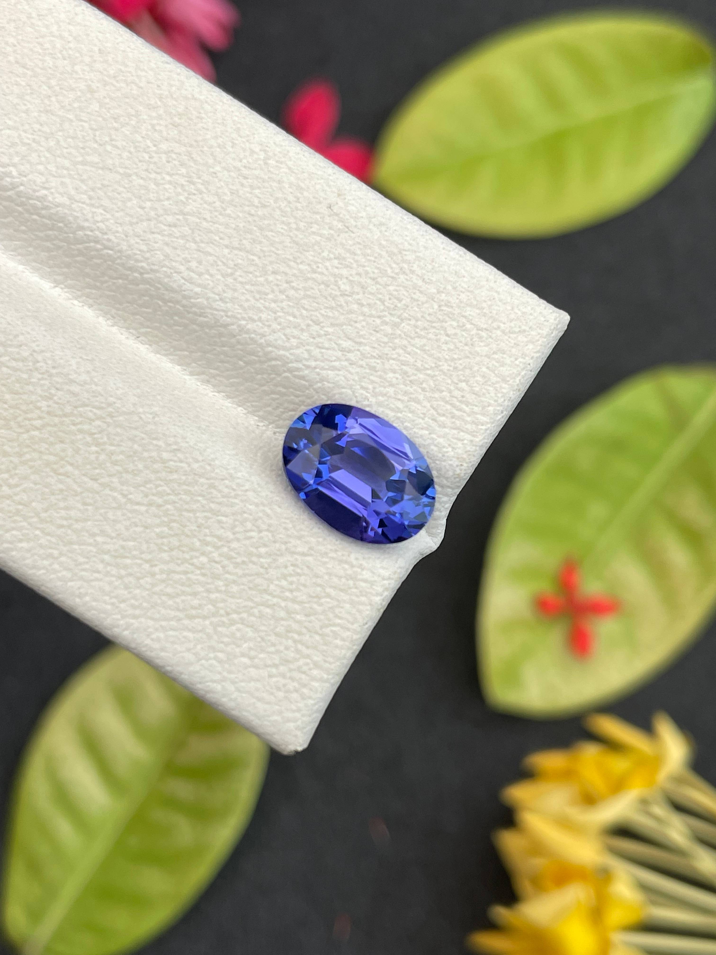 AA violet blue tanzanite, 2.57ct oval cut — view 6