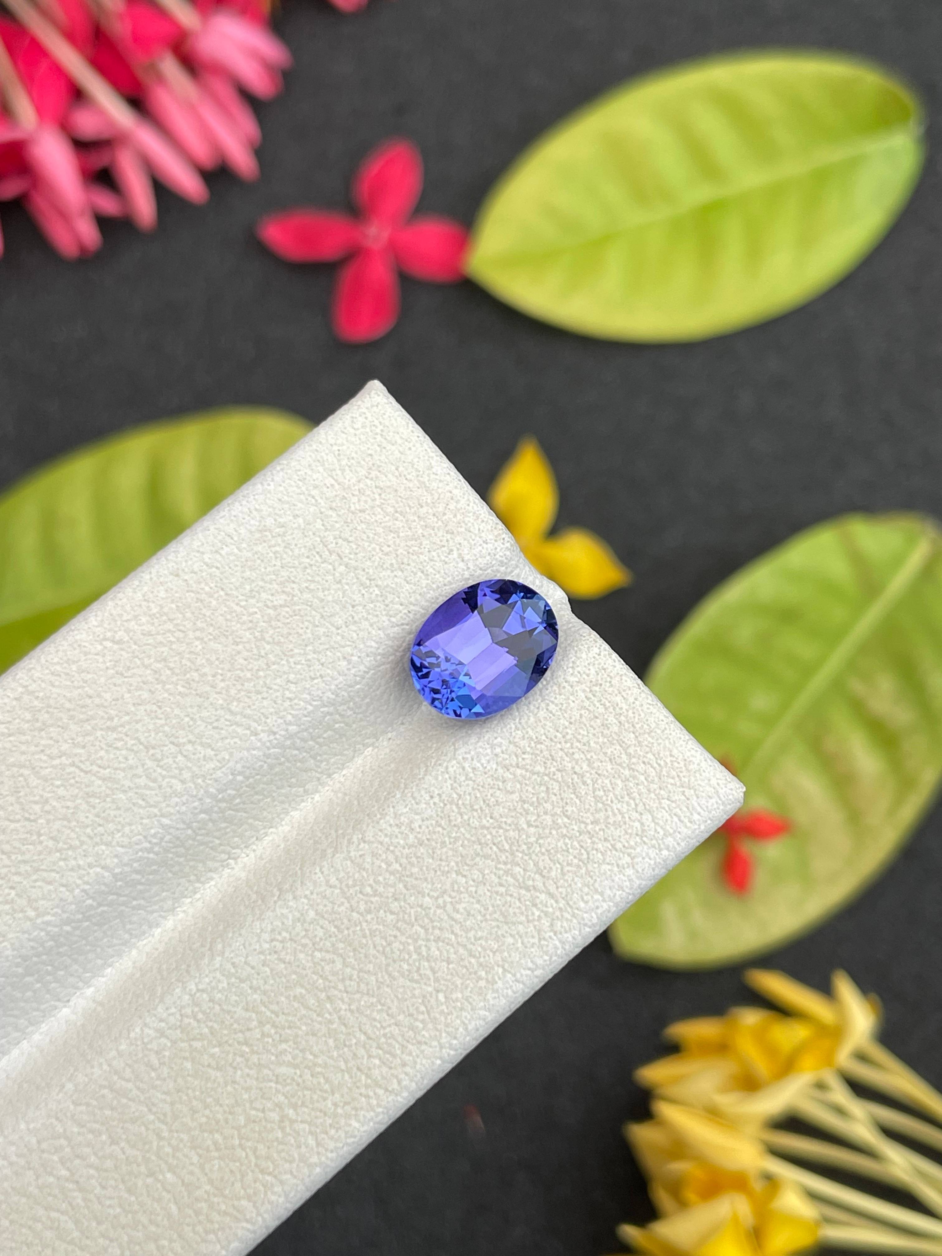 AA violet blue tanzanite, 2.39ct oval cut — view 5