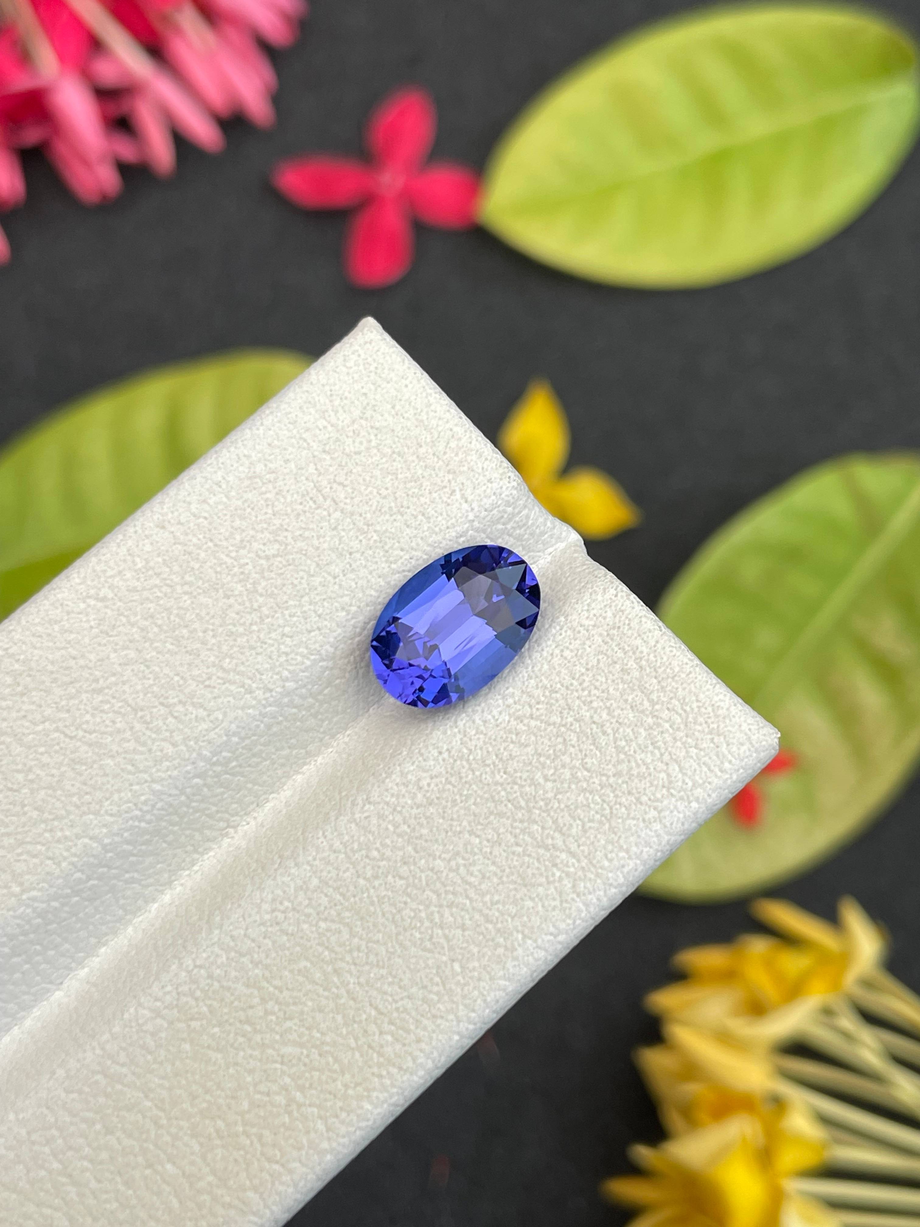 AA violet blue tanzanite, 2.52ct oval cut — view 5