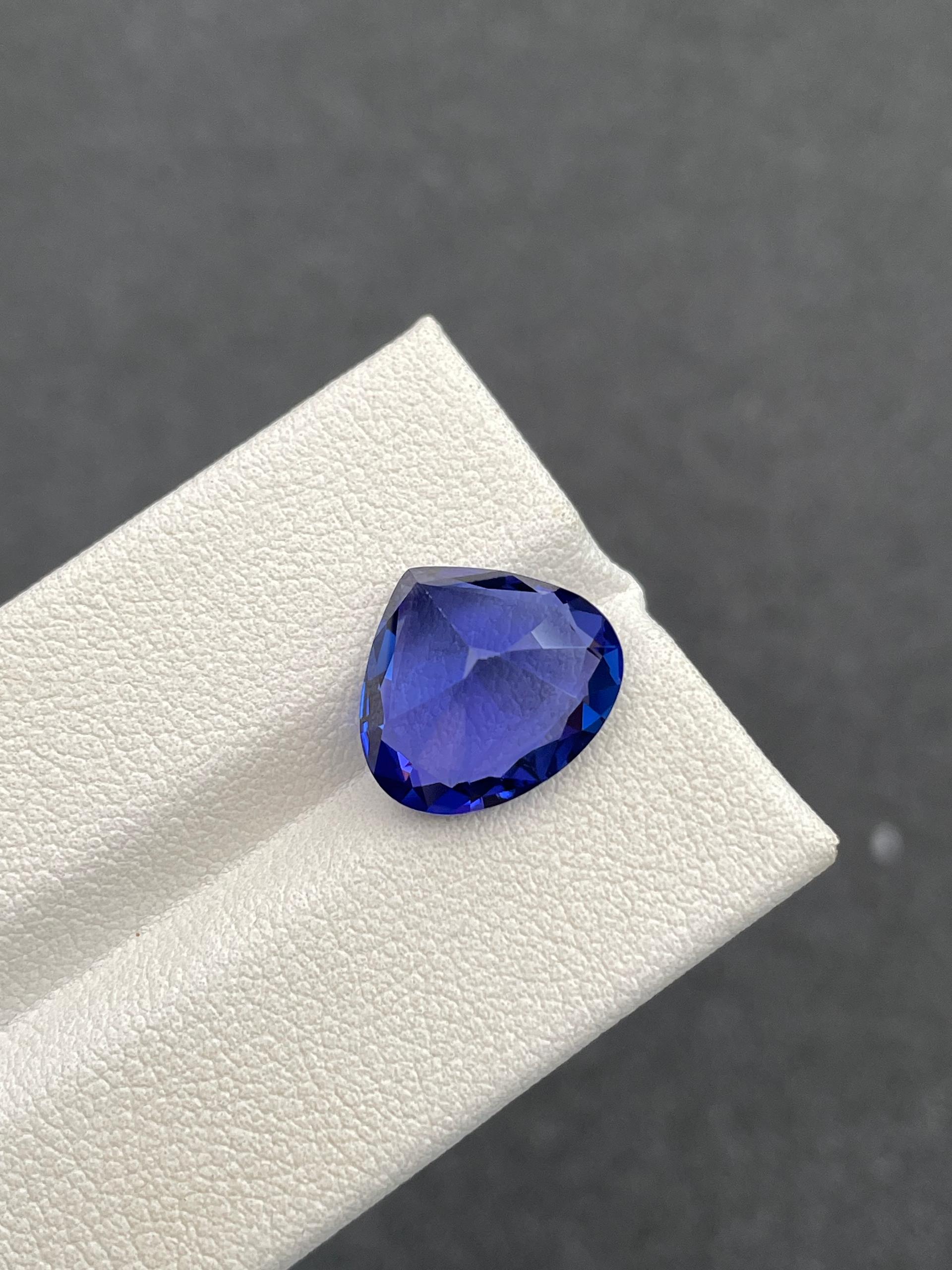 AA violet blue tanzanite, 3.25ct oval cut — view 7