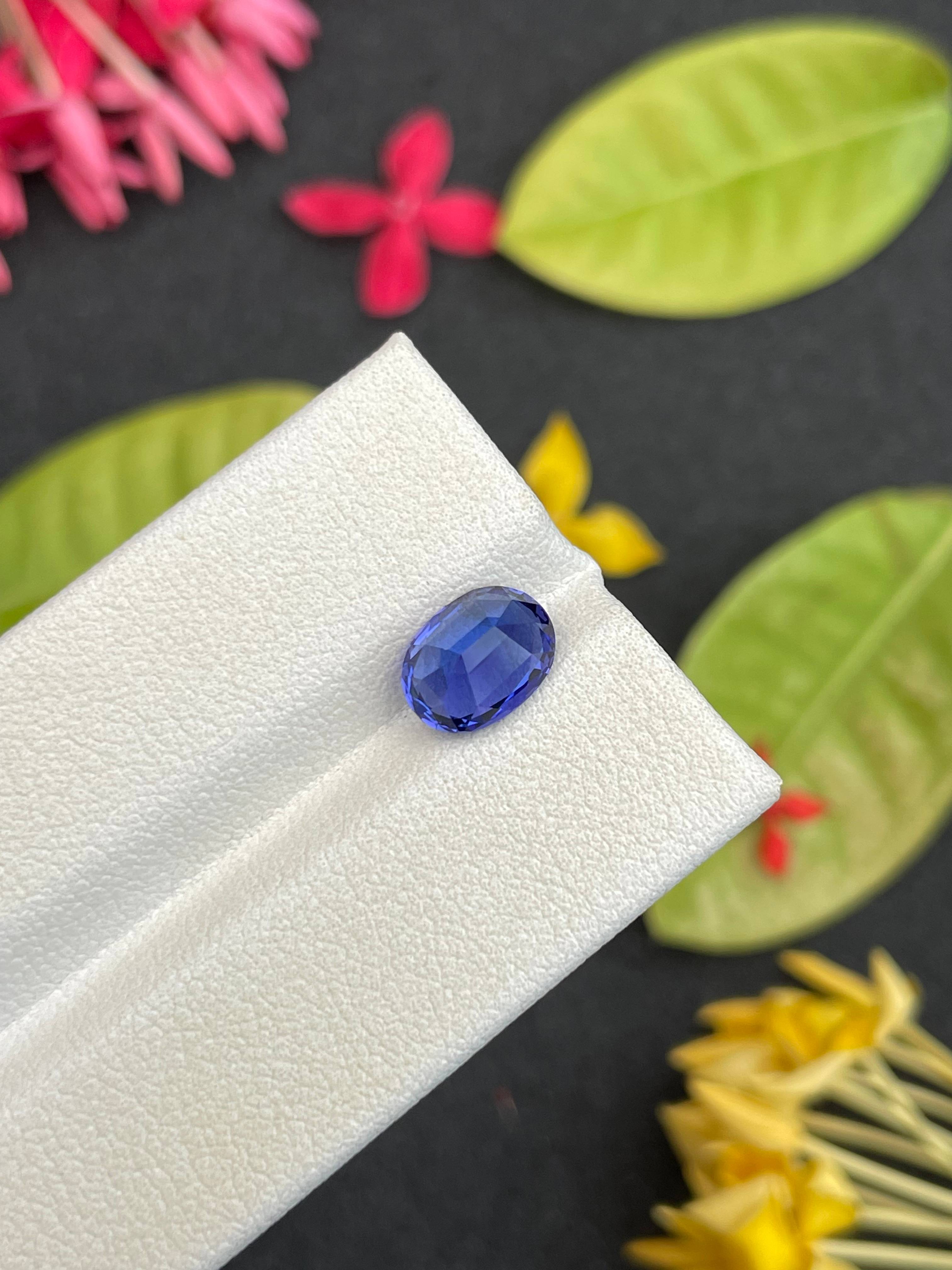 AAA+ violet blue tanzanite, 2.11ct oval cut — view 7