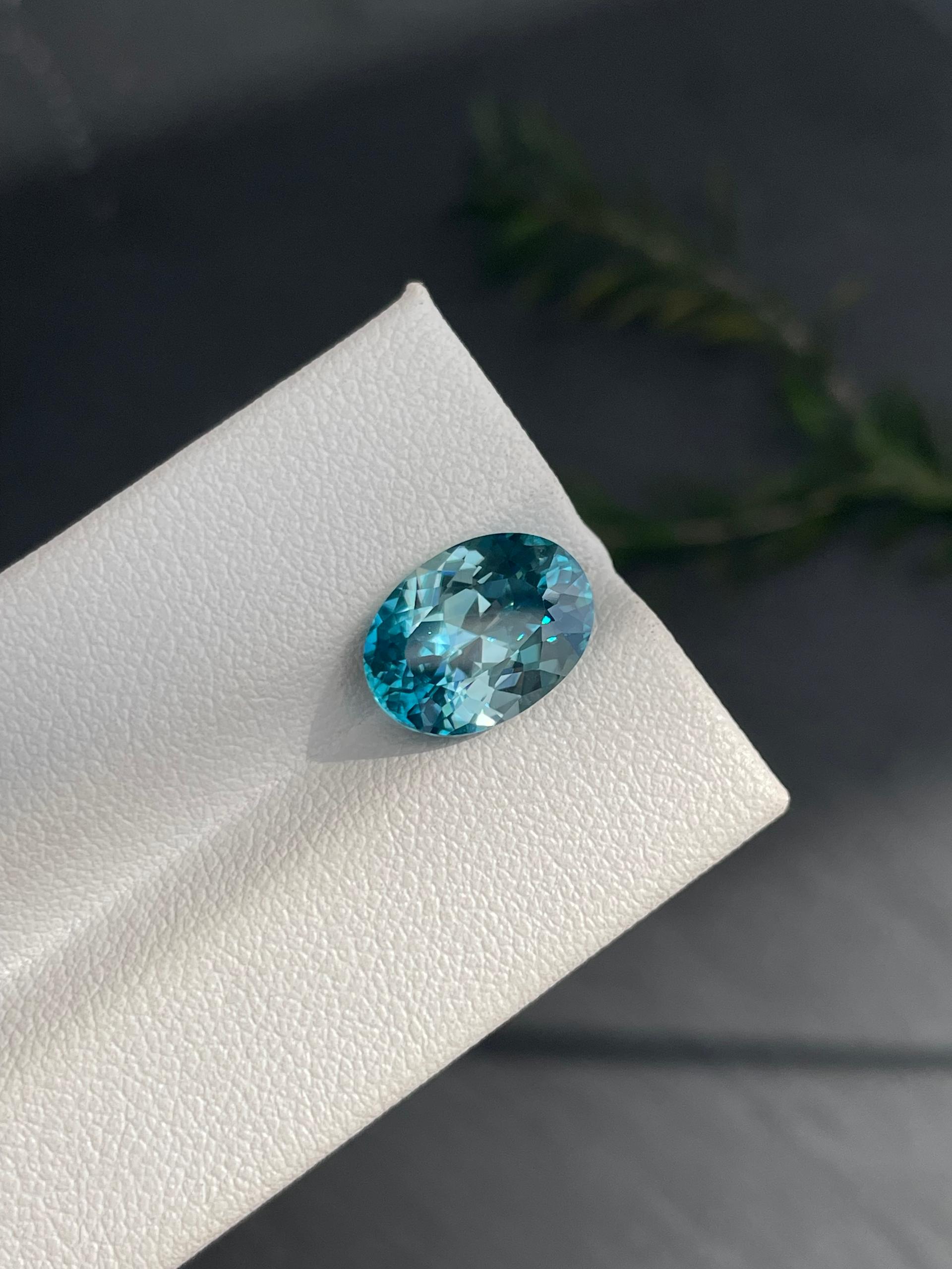 blue blue zircon, 6.12ct oval cut — view 5