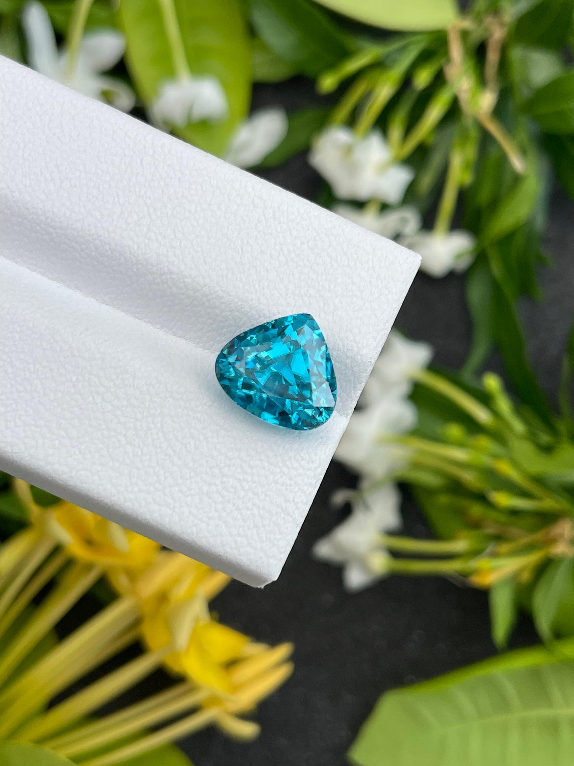 cobalt blue blue zircon, 7.69ct pear cut — view 6