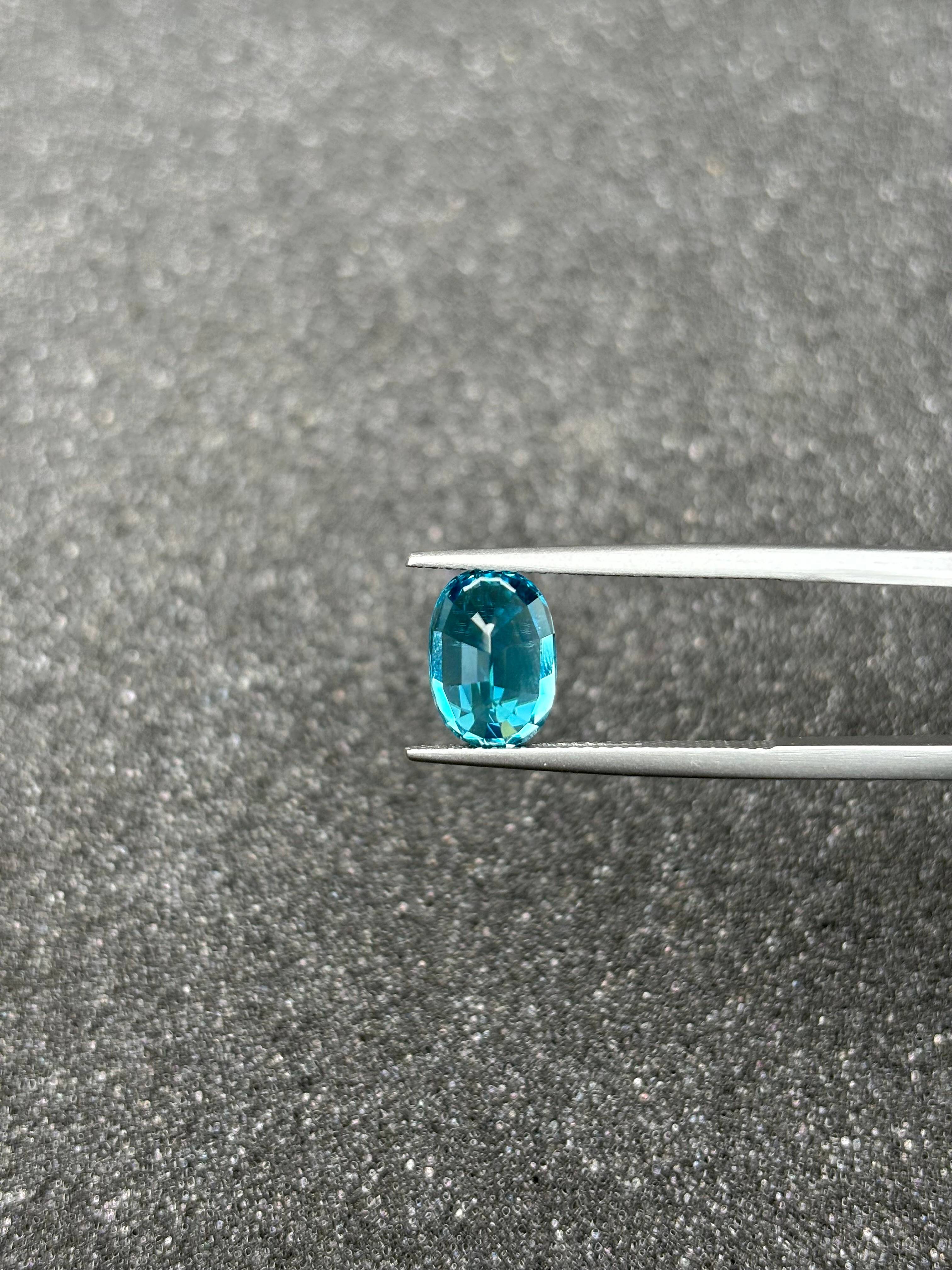 blue blue zircon, 5.32ct oval cut — view 7