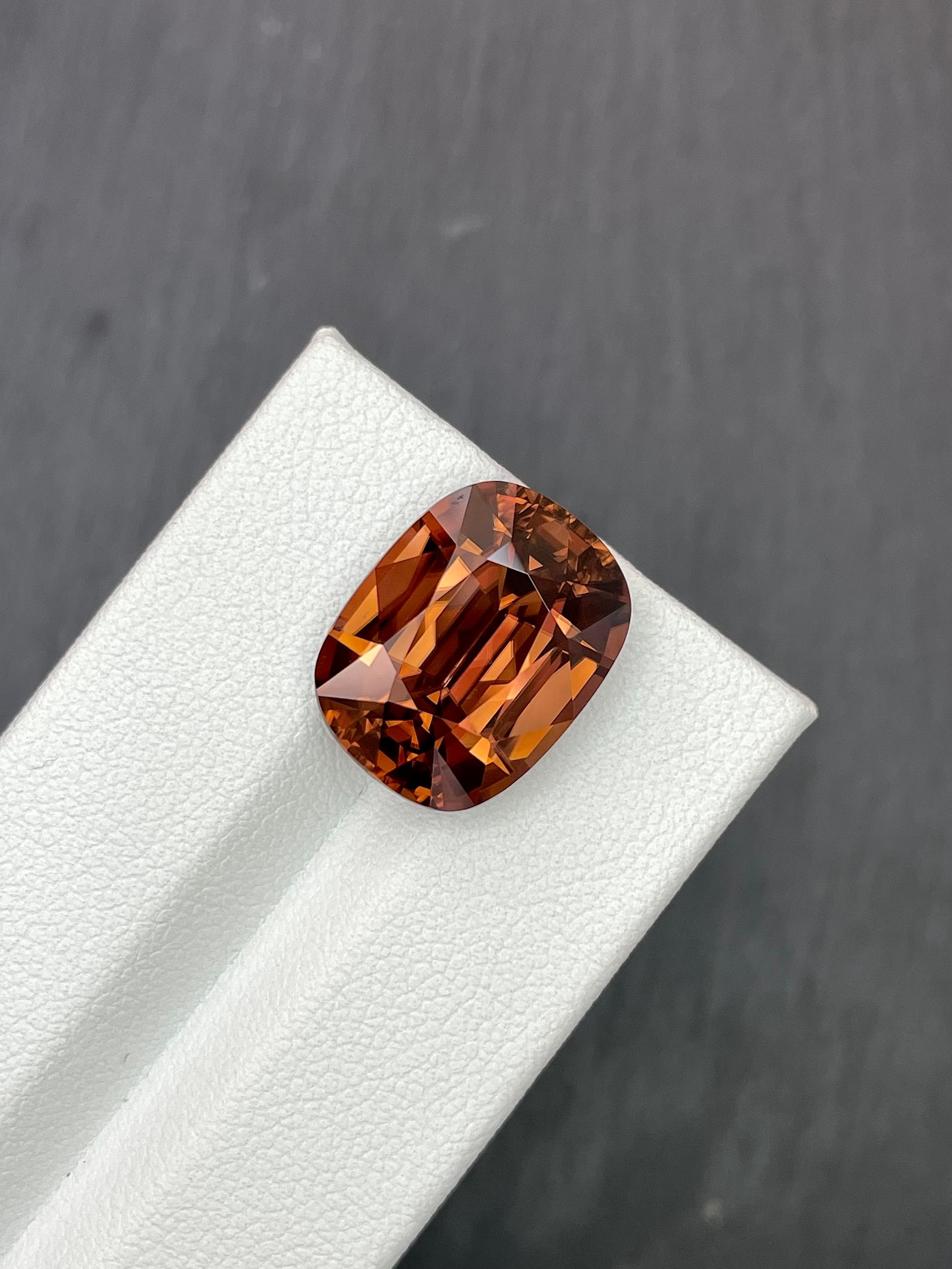 cinnamon brown zircon, 19.08ct cushion cut — view 5
